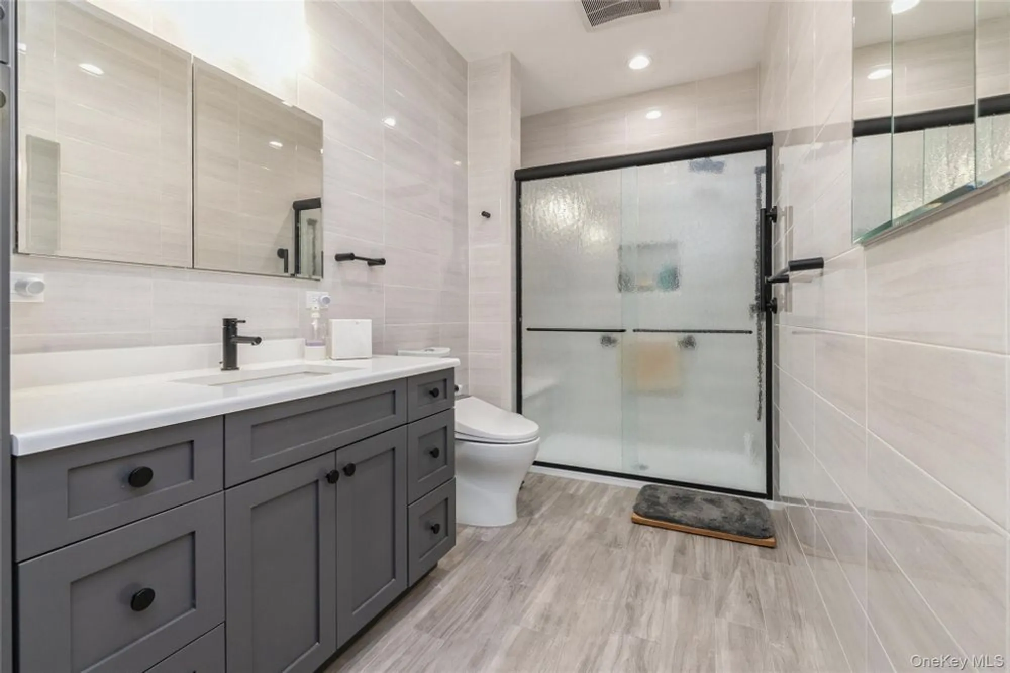 Property Slideshow image 15 of 44 | 95 cove ln, East Setauket, NY, 11733