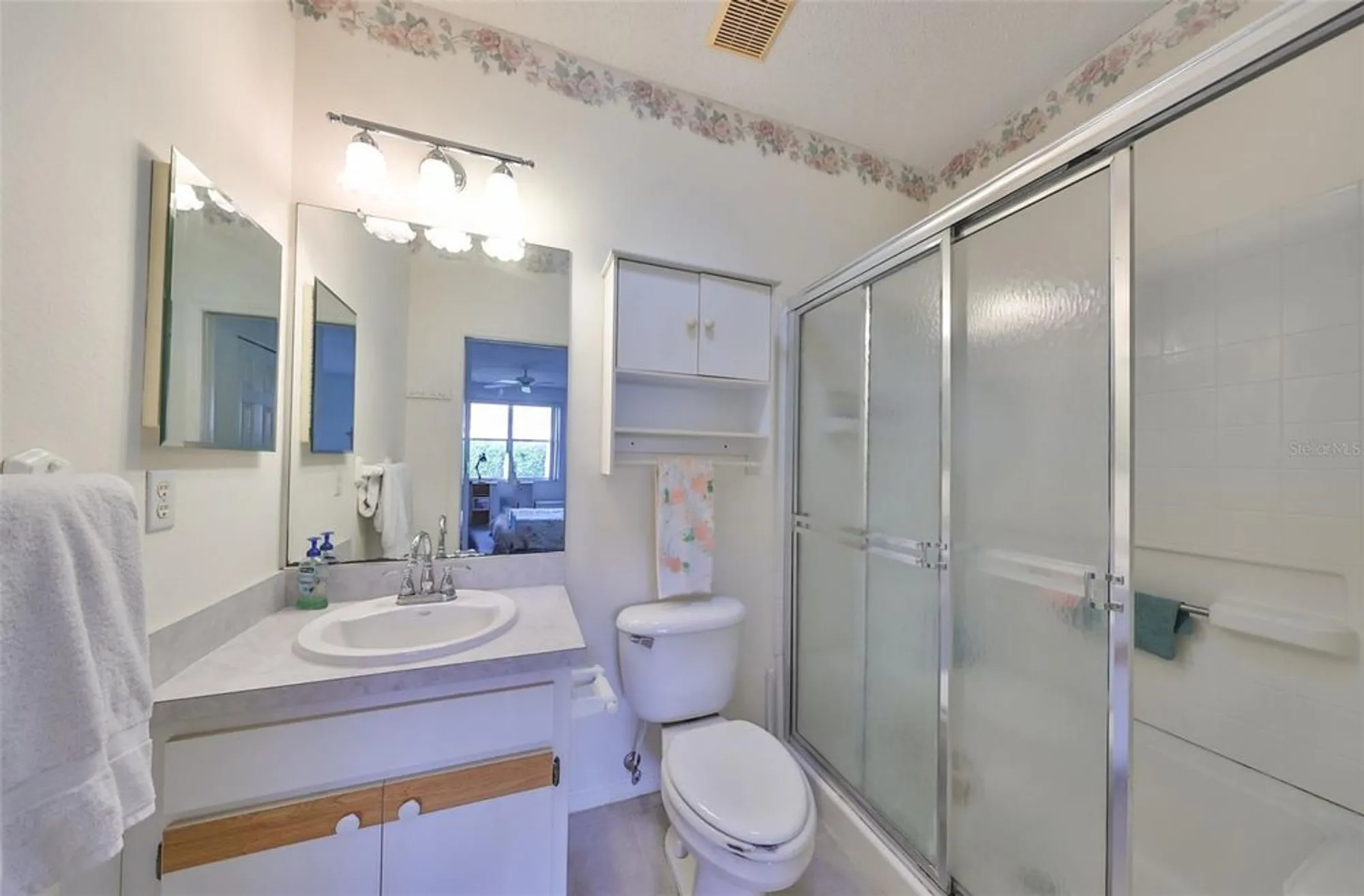 Property Slideshow image 20 of 41 | 2620 newcomb ct, Sun City Center, FL, 33573