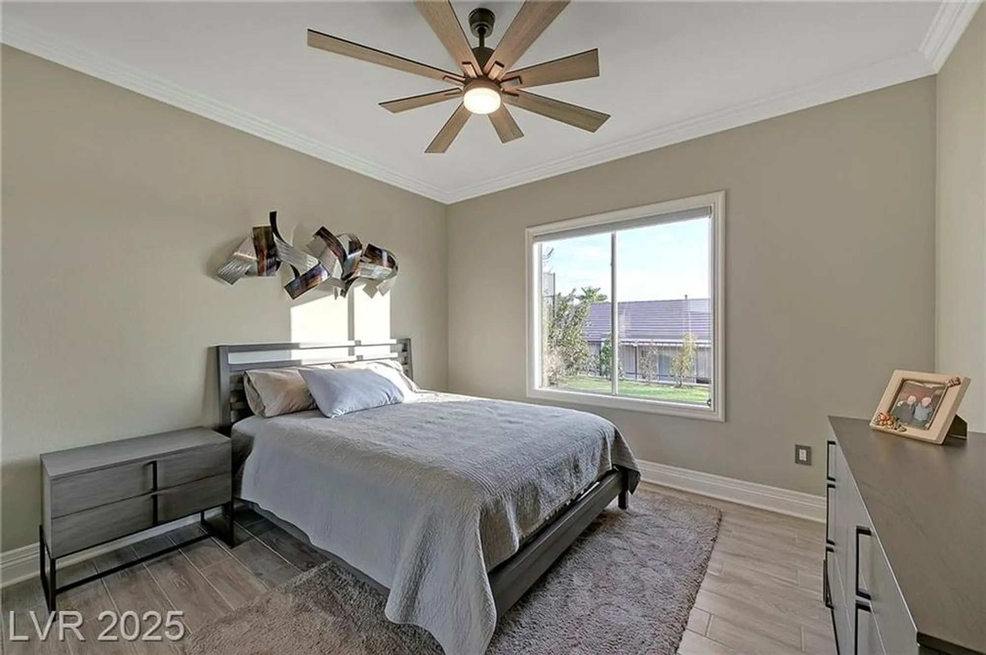 Property Slideshow image 31 of 56 | 1999 oliver springs st, Henderson, NV, 89052