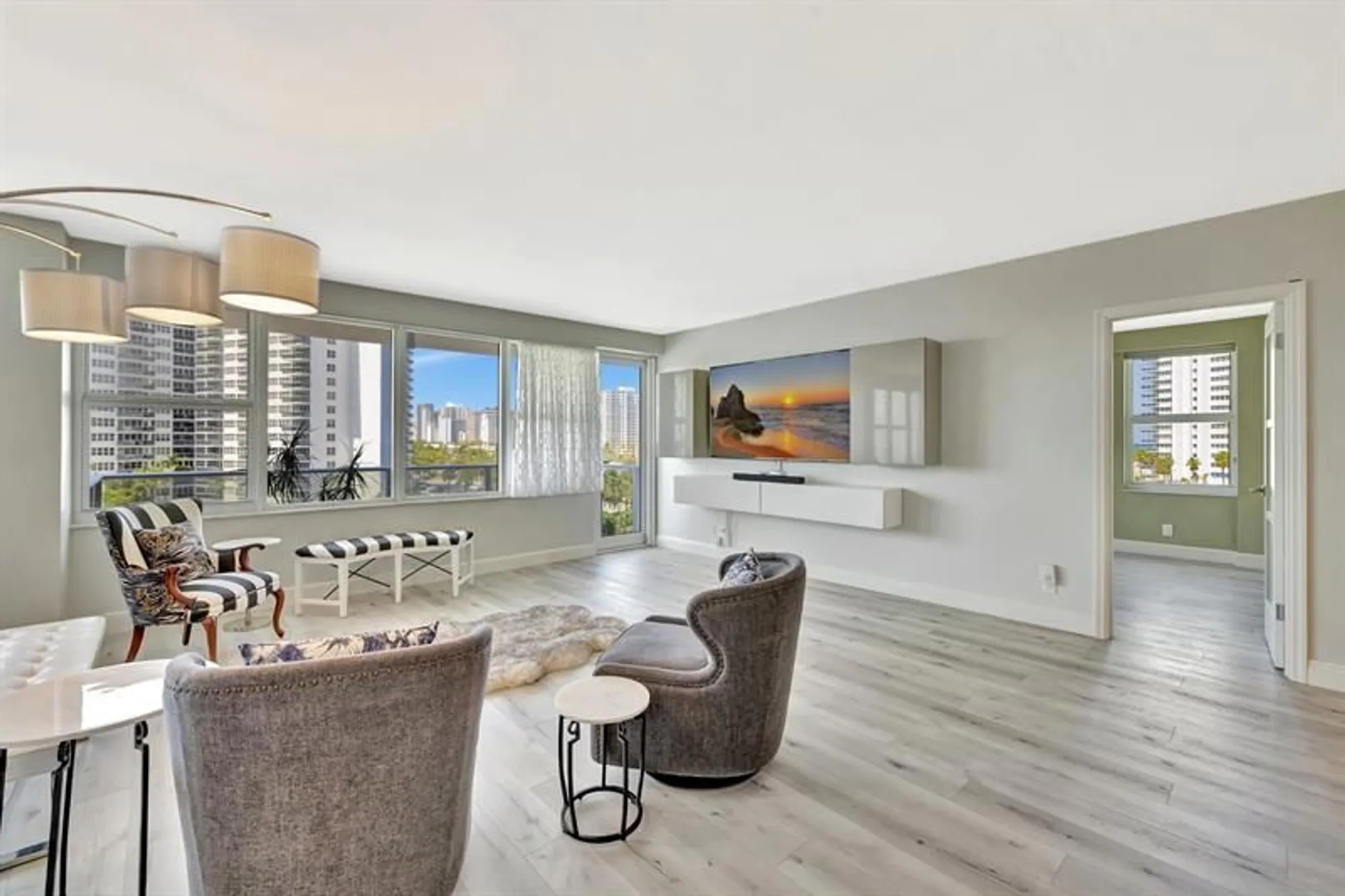 Property Slideshow image 4 of 50 | 3333 ne 34th st 608, Fort Lauderdale, FL, 33308