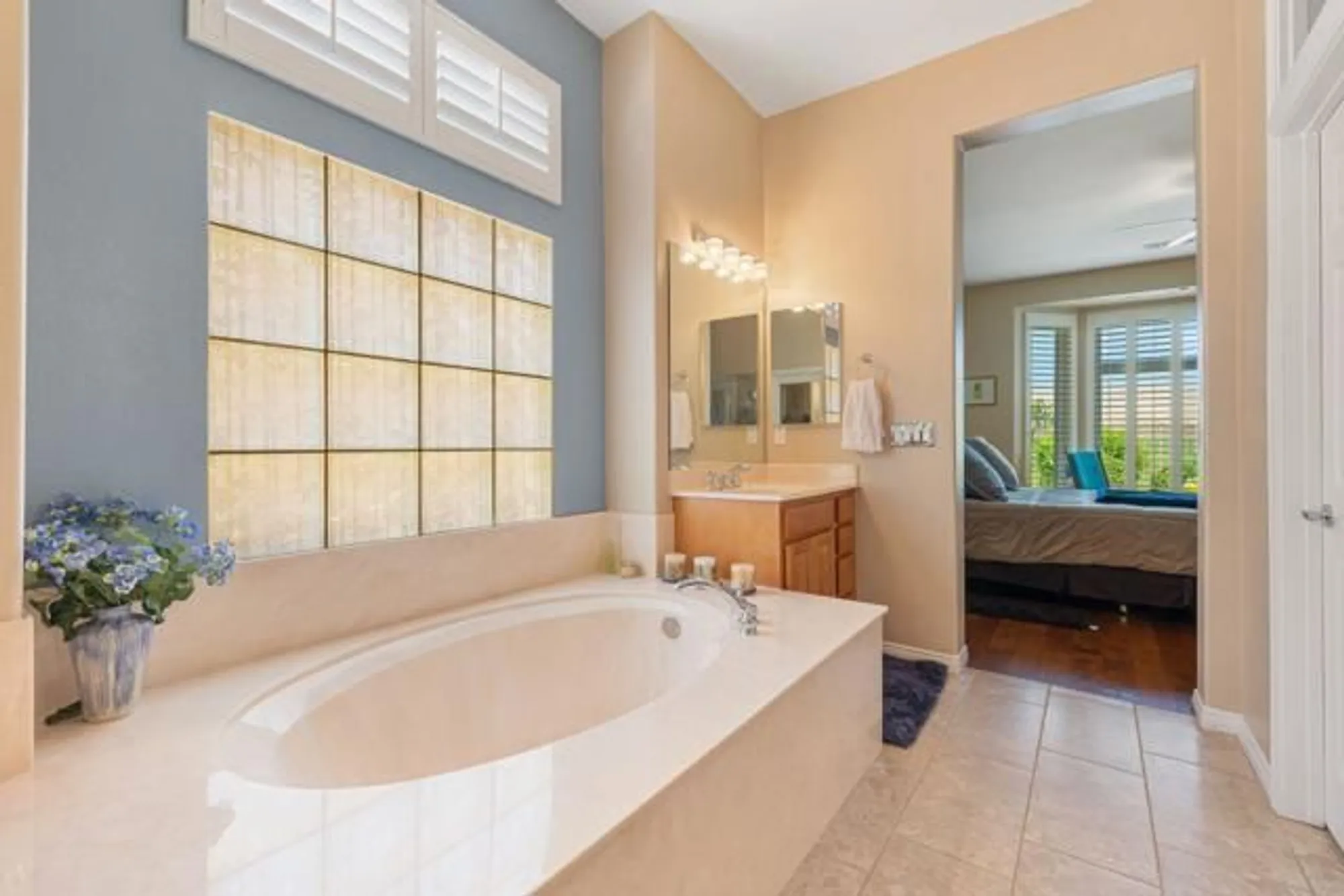 Property Slideshow image 33 of 59 | 78802 falsetto dr, Palm Desert, CA, 92211