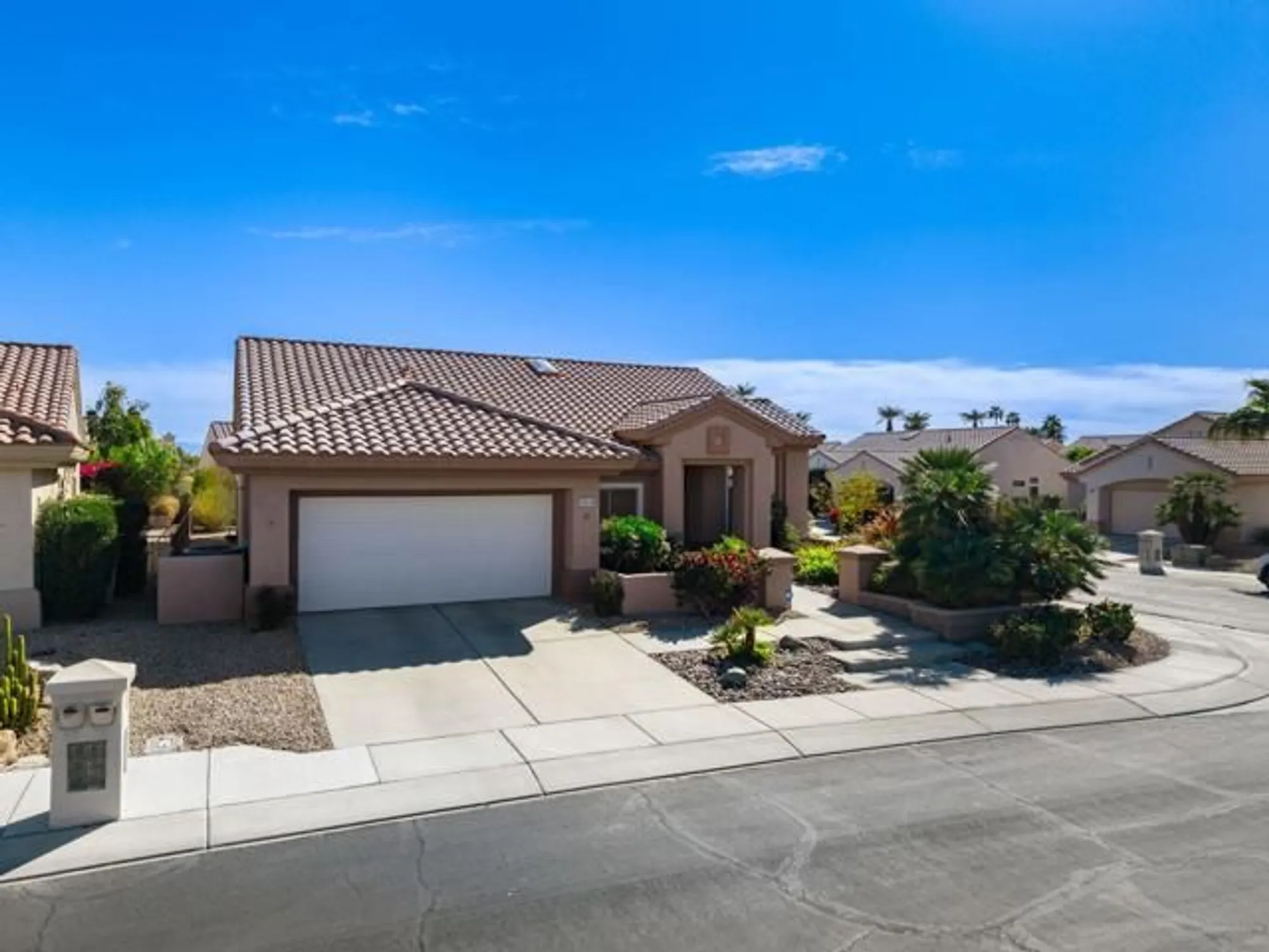 Property Slideshow image 4 of 37 | 37616 eveningside rd, Palm Desert, CA, 92211