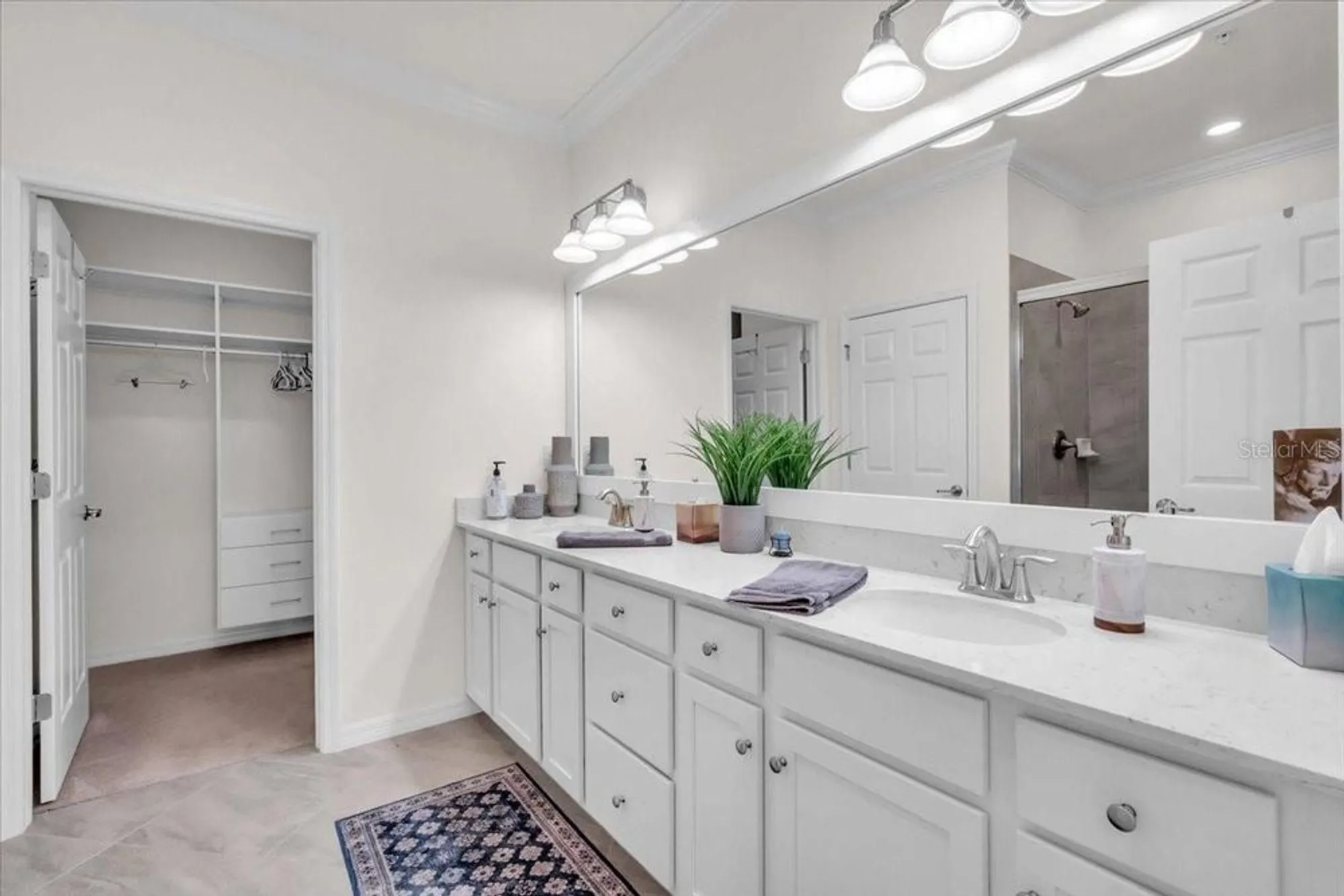 Property Slideshow image 22 of 51 | 10051 crooked creek dr 202, Venice, FL, 34293