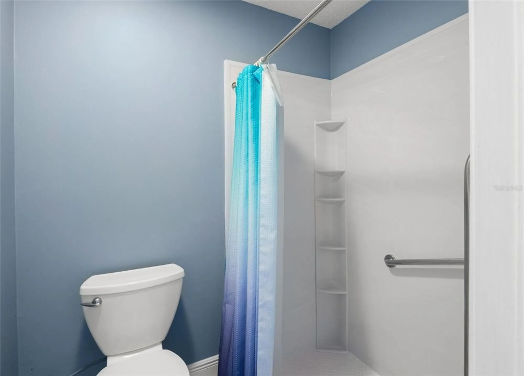 Property Slideshow image 31 of 61 | 713 manchester woods dr, Sun City Center, FL, 33573