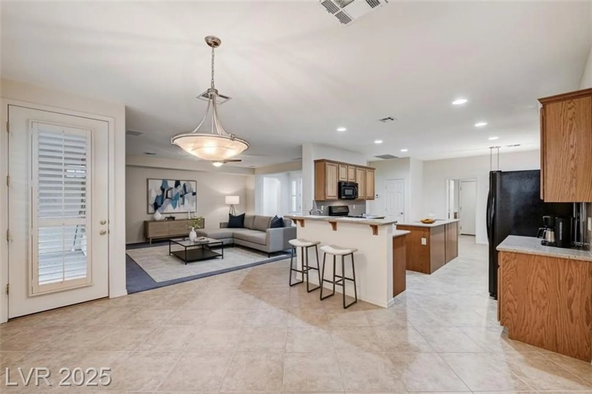 Property Slideshow image 5 of 96 | 10372 abisso dr, Las Vegas, NV, 89135