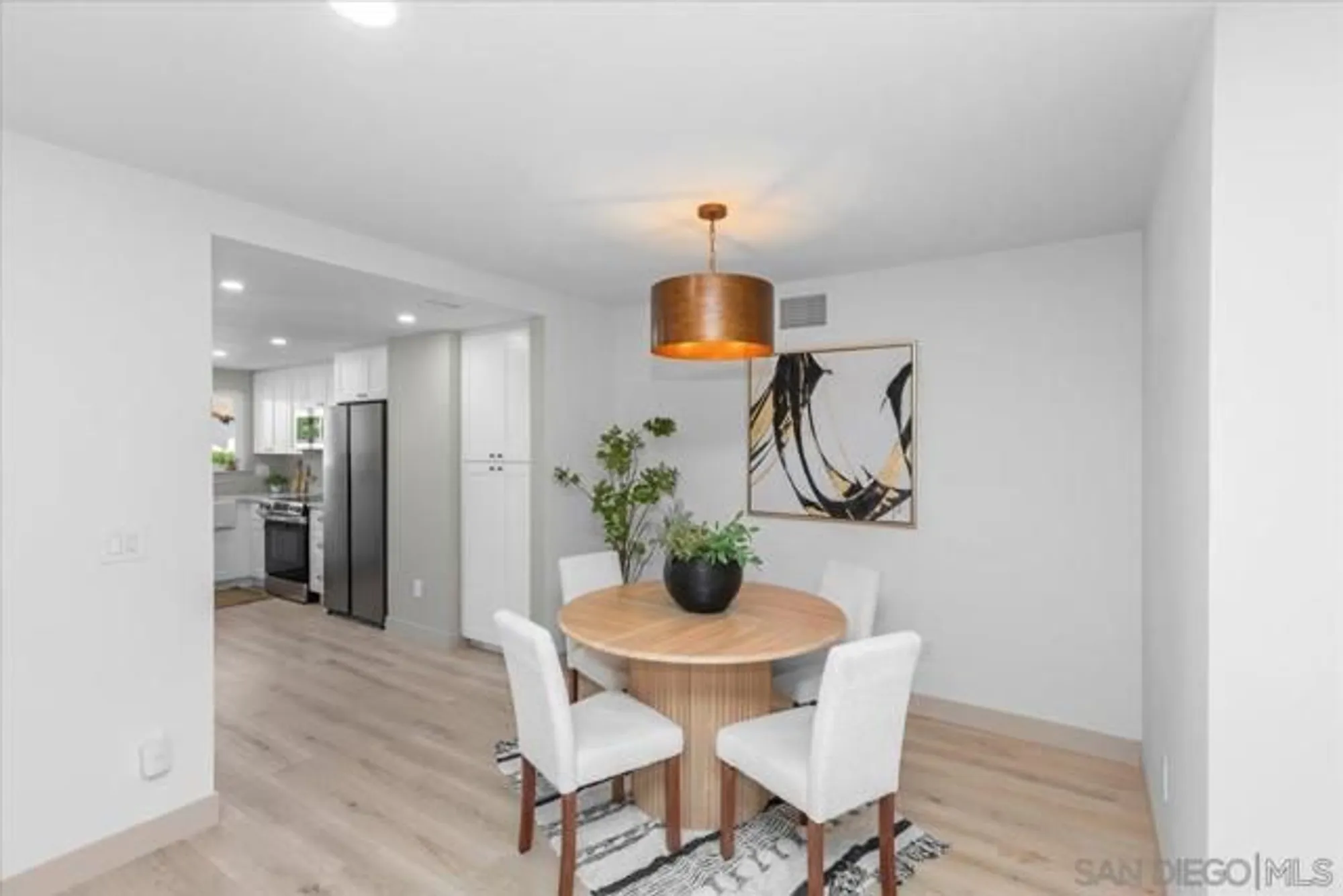 Property Slideshow image 14 of 51 | 16566 caminito vecinos 31, San Diego, CA, 92128