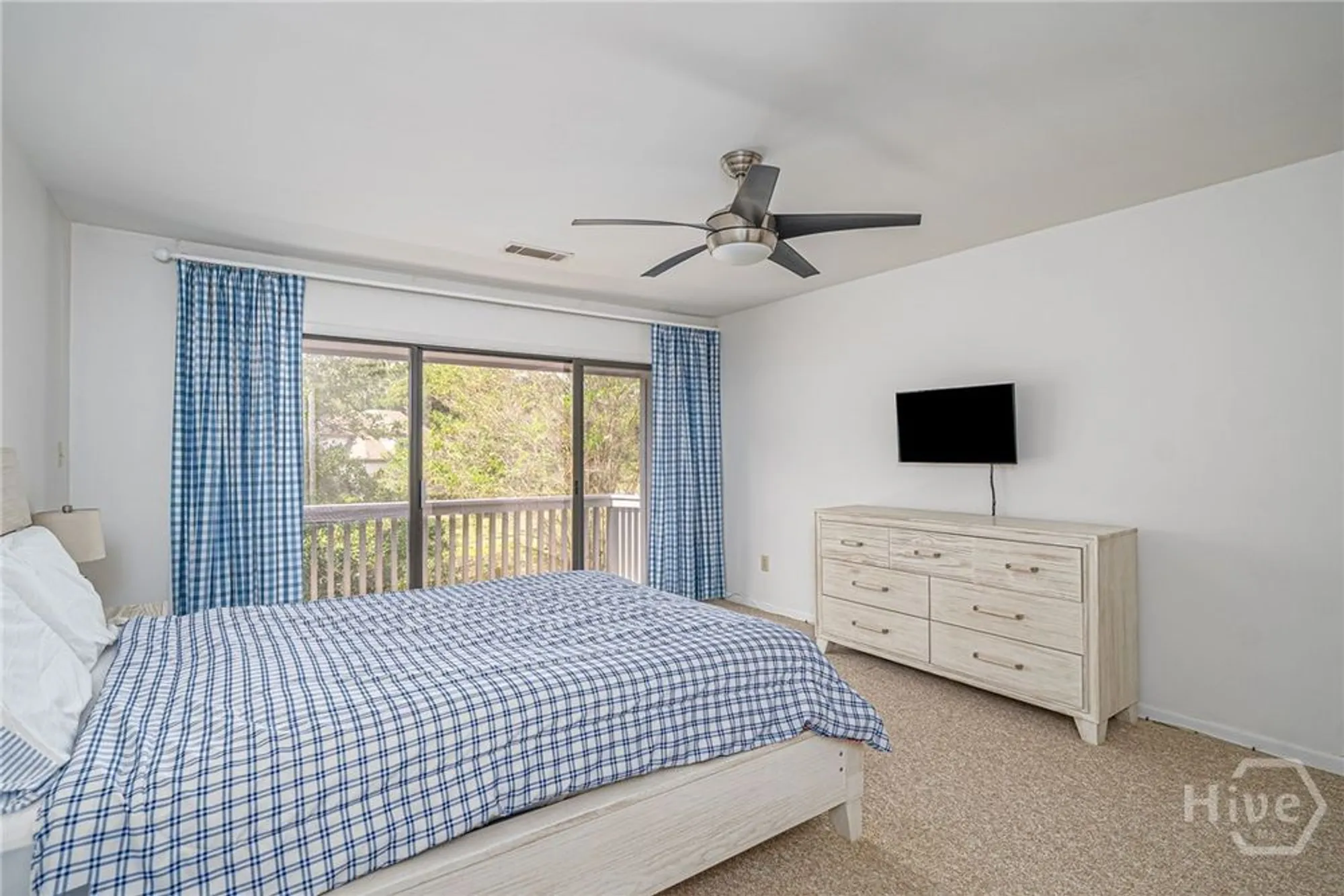 Property Slideshow image 16 of 26 | 65 dame kathryn dr, Savannah, GA, 31411