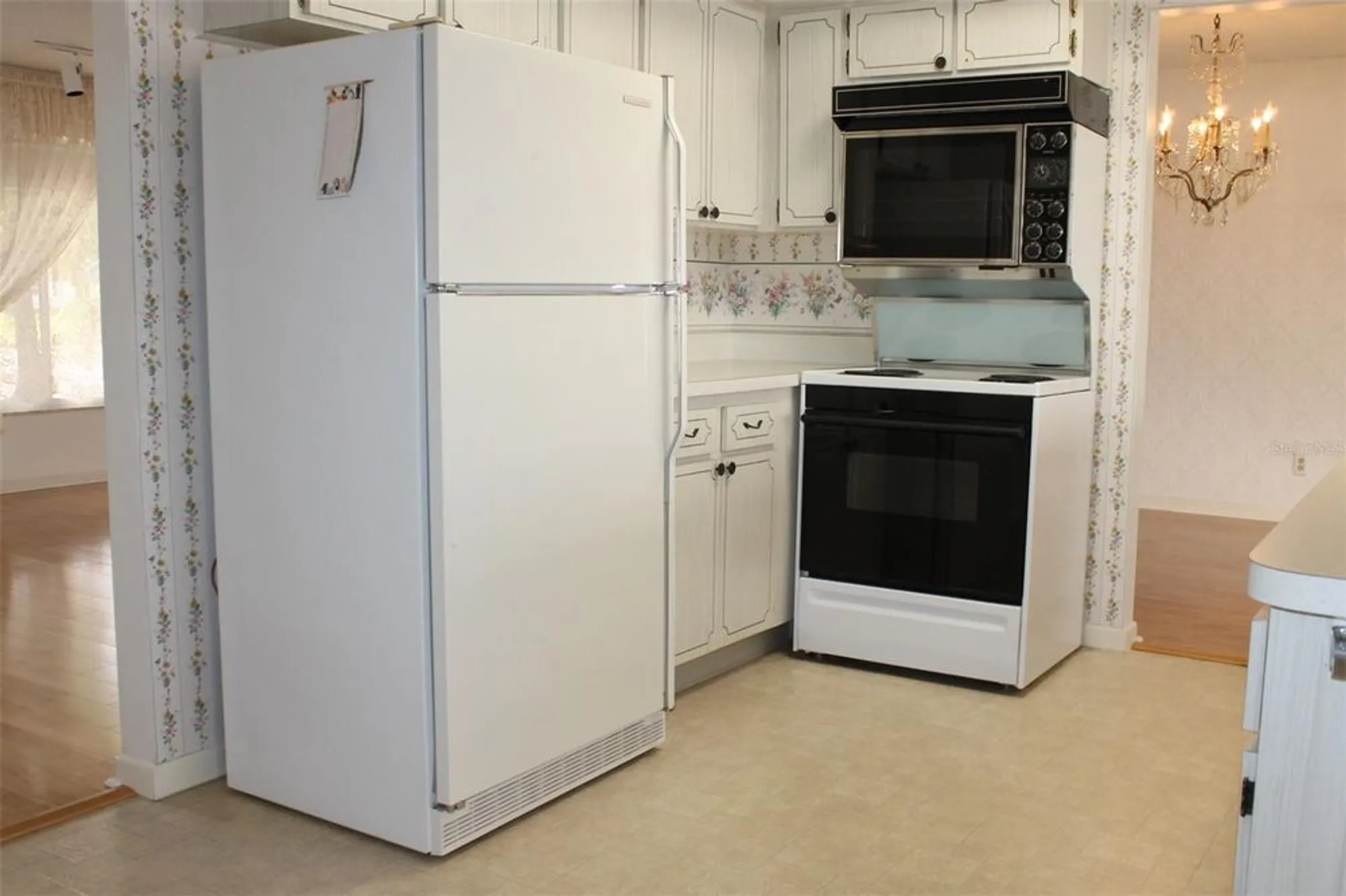 Property Slideshow image 31 of 50 | 9665 mainlands blvd, Pinellas Park, FL, 33782