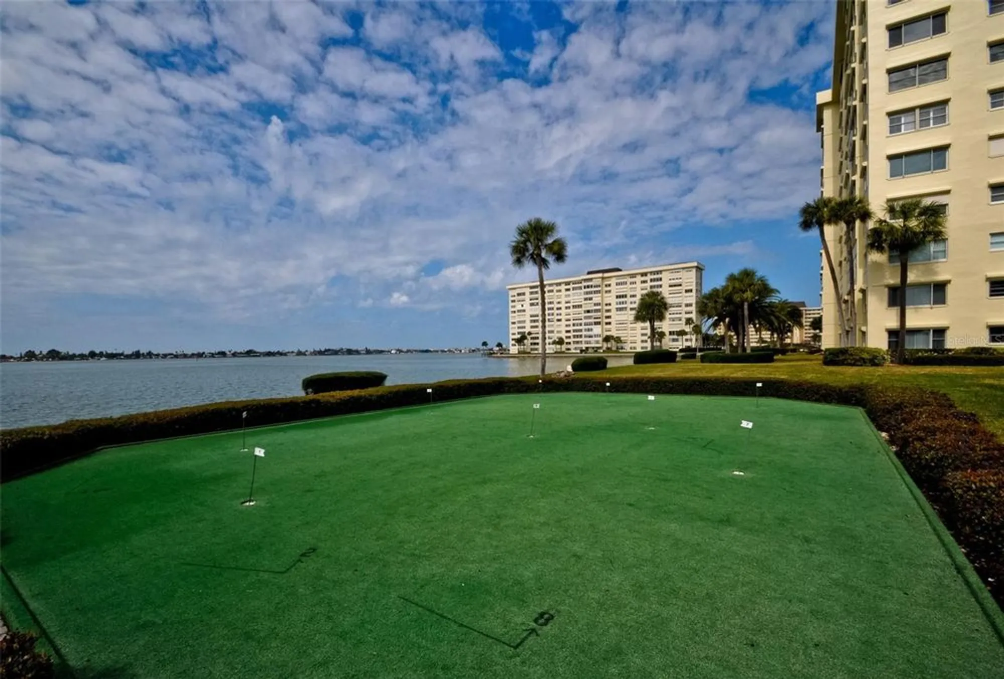 Property Slideshow image 51 of 54 | 4725 cove cir apt 604, Saint Petersburg, FL, 33708