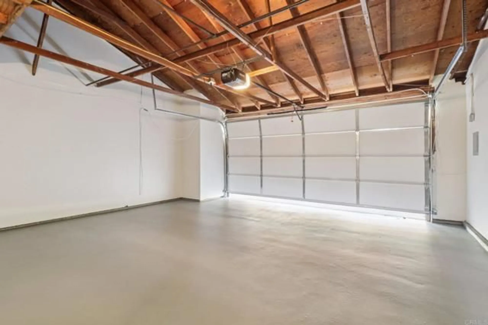 Property Slideshow image 27 of 36 | 737 nob cir, Vista, CA, 92084