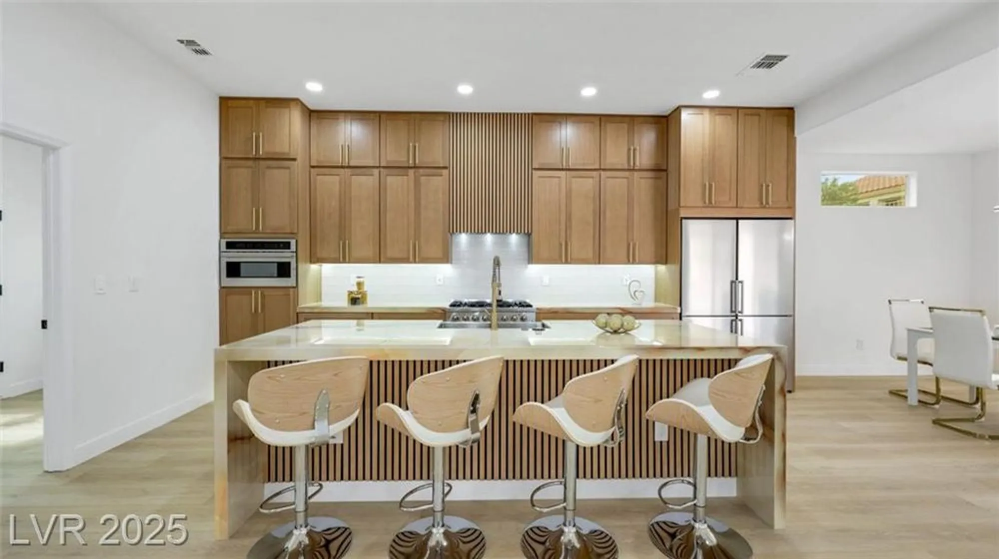 Property Slideshow image 4 of 51 | 3013 abercorn dr, Las Vegas, NV, 89134