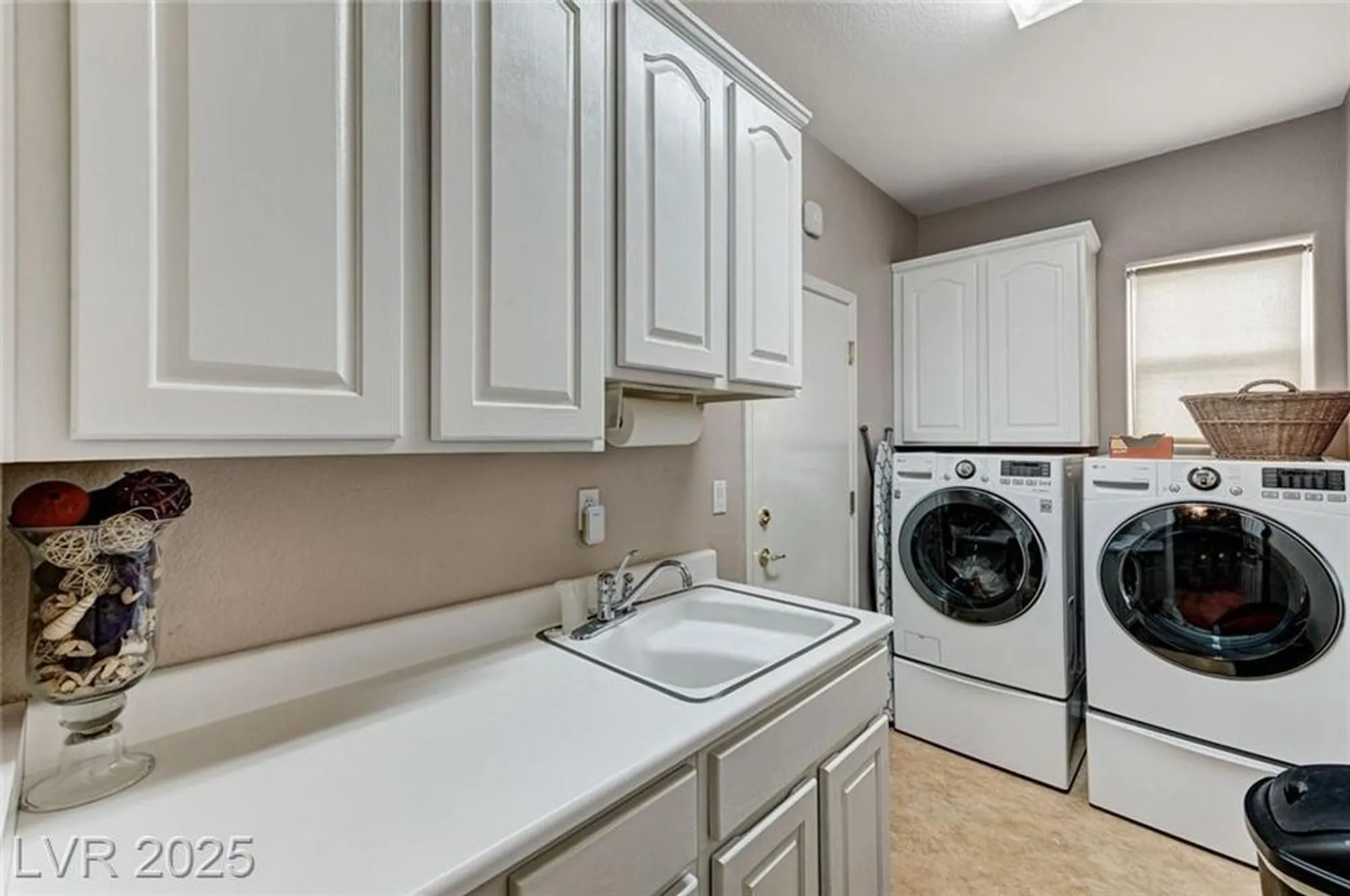 Property Slideshow image 43 of 69 | 2413 deer lake st, Las Vegas, NV, 89134