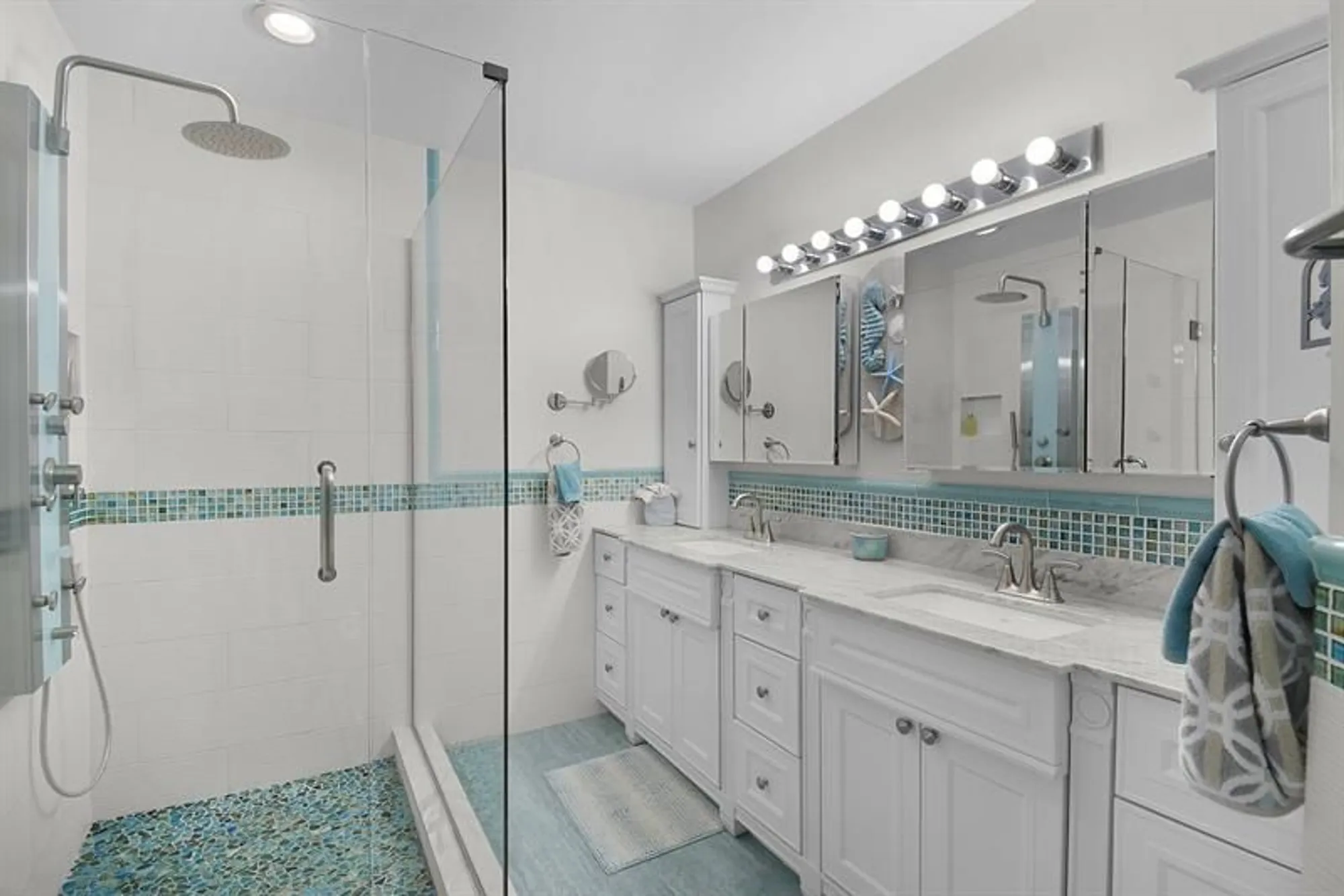 Property Slideshow image 30 of 63 | 6040 se martinique dr 201, Stuart, FL, 34997