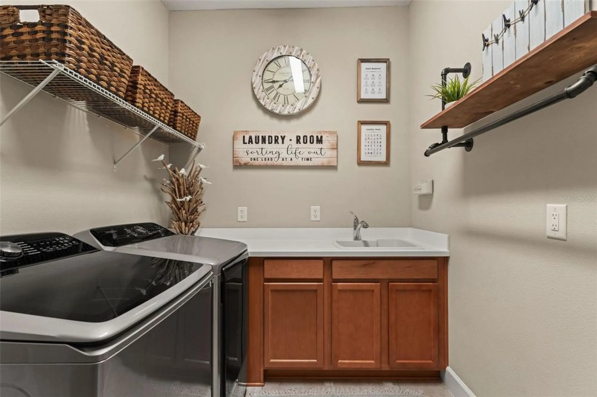 Property Slideshow image 48 of 76 | 11295 juglans dr, Odessa, FL, 33556