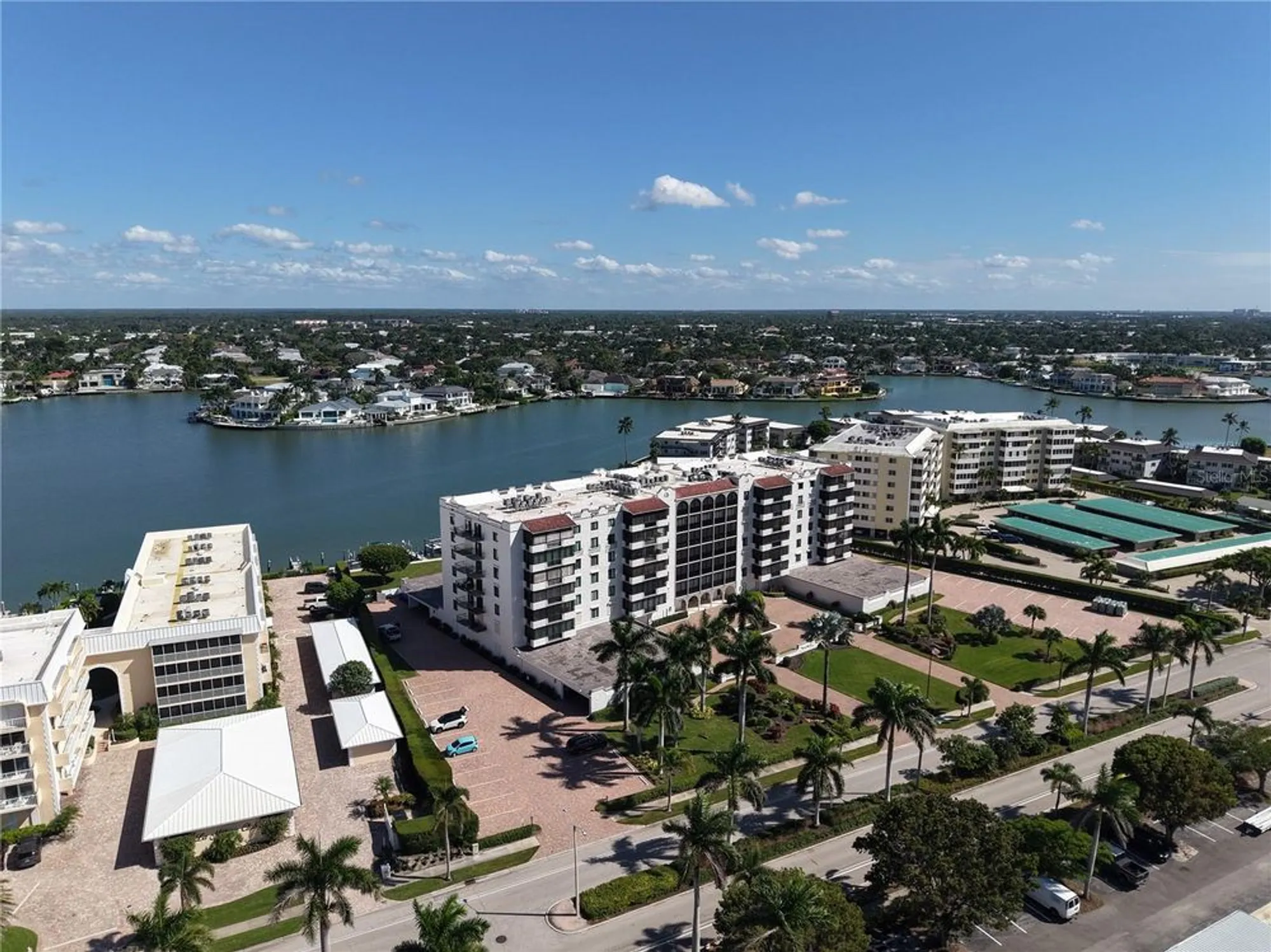 Property Slideshow image 50 of 54 | 3430 gulf shore blvd 3b, Naples, FL, 34103