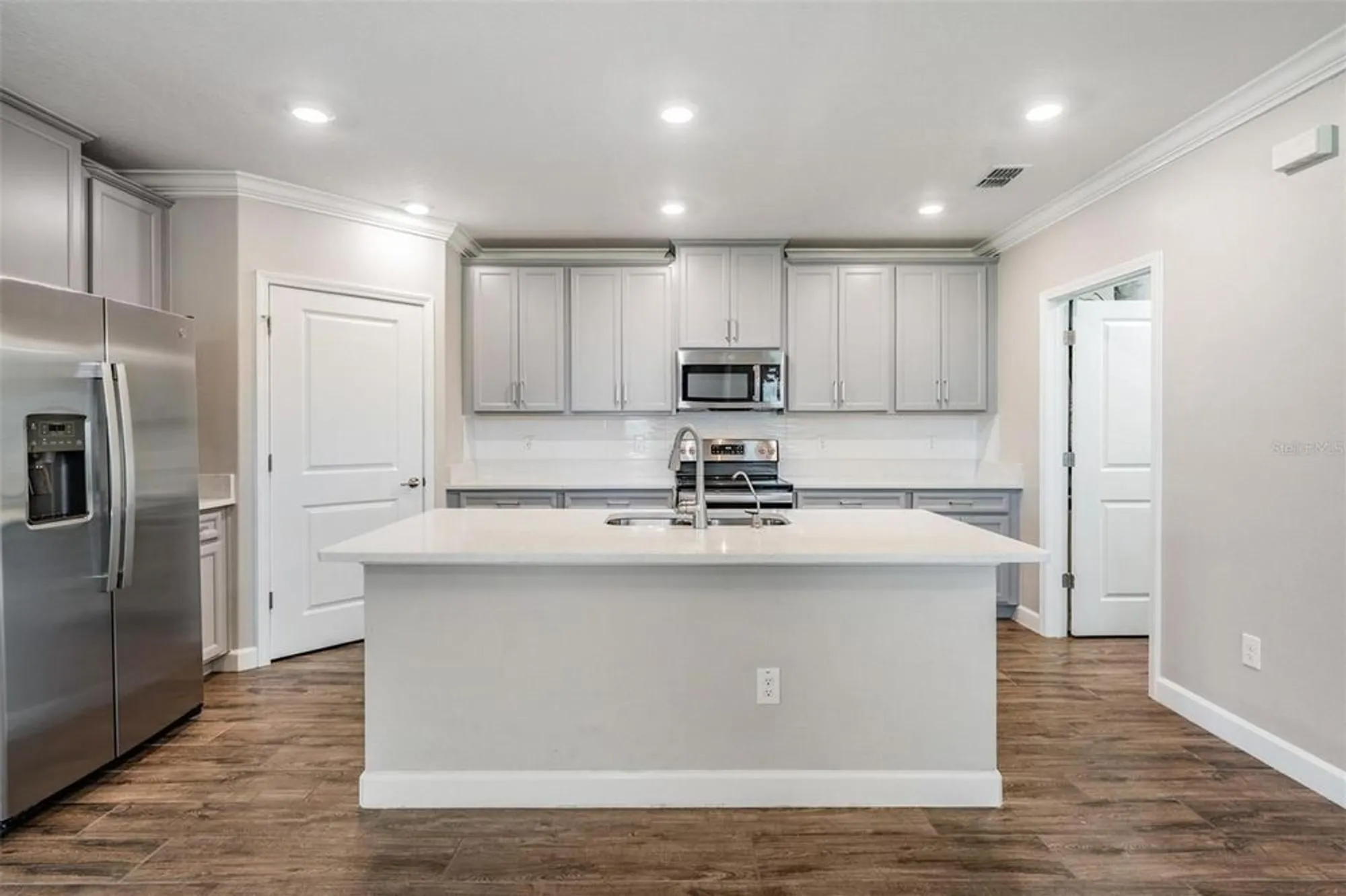 Property Slideshow image 33 of 100 | 10448 echo dock loop, San Antonio, FL, 33576