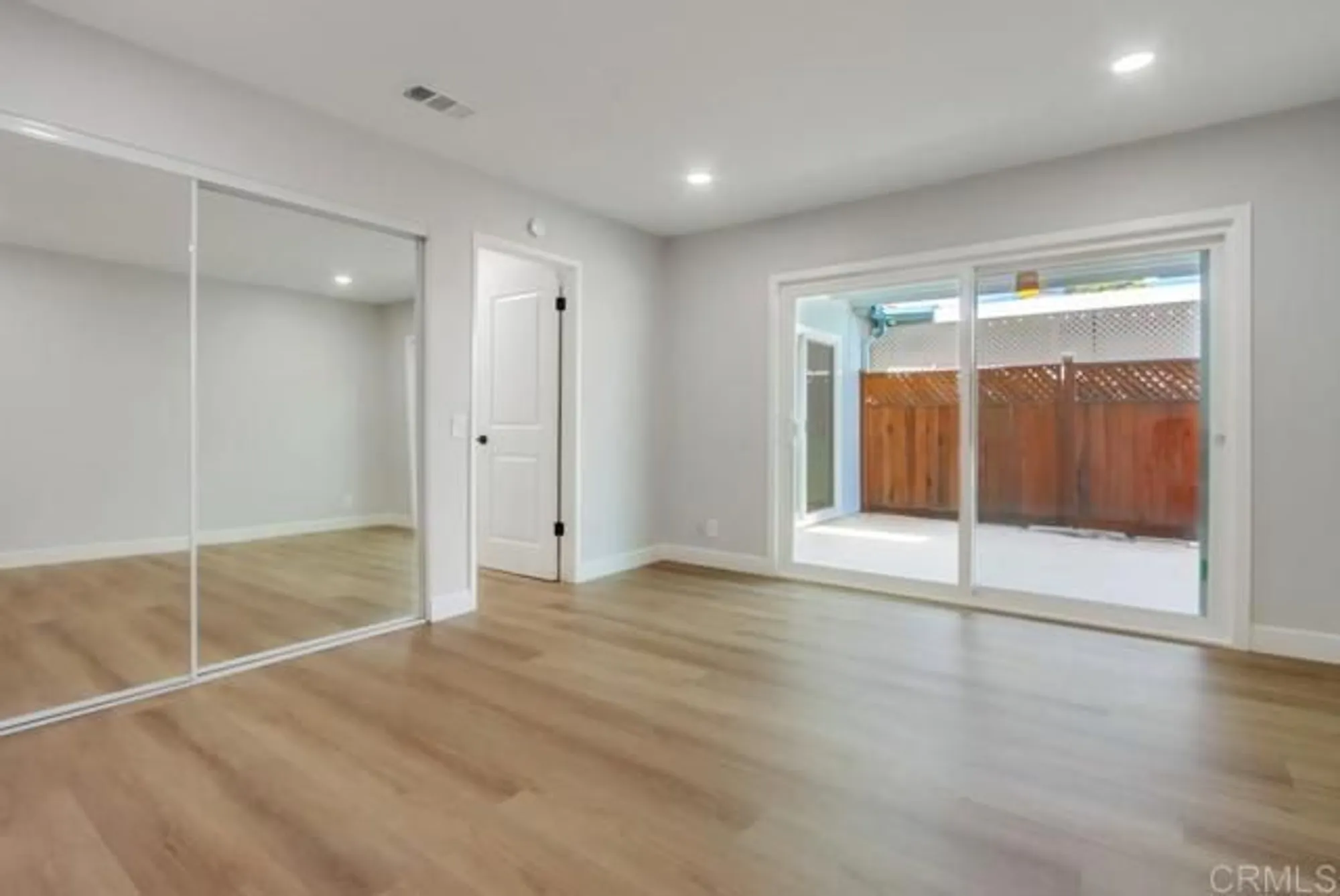 Property Slideshow image 28 of 39 | 3839 vista campana 6, Oceanside, CA, 92057