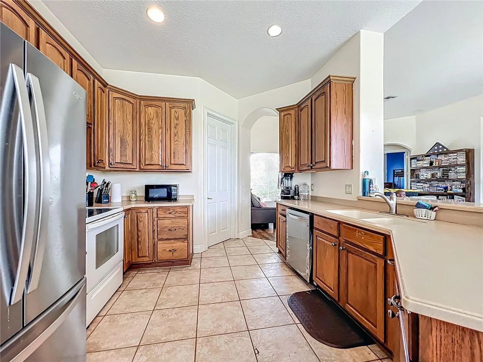 Property Slideshow image 15 of 30 | 38634 lakeview walk, Lady Lake, FL, 32159