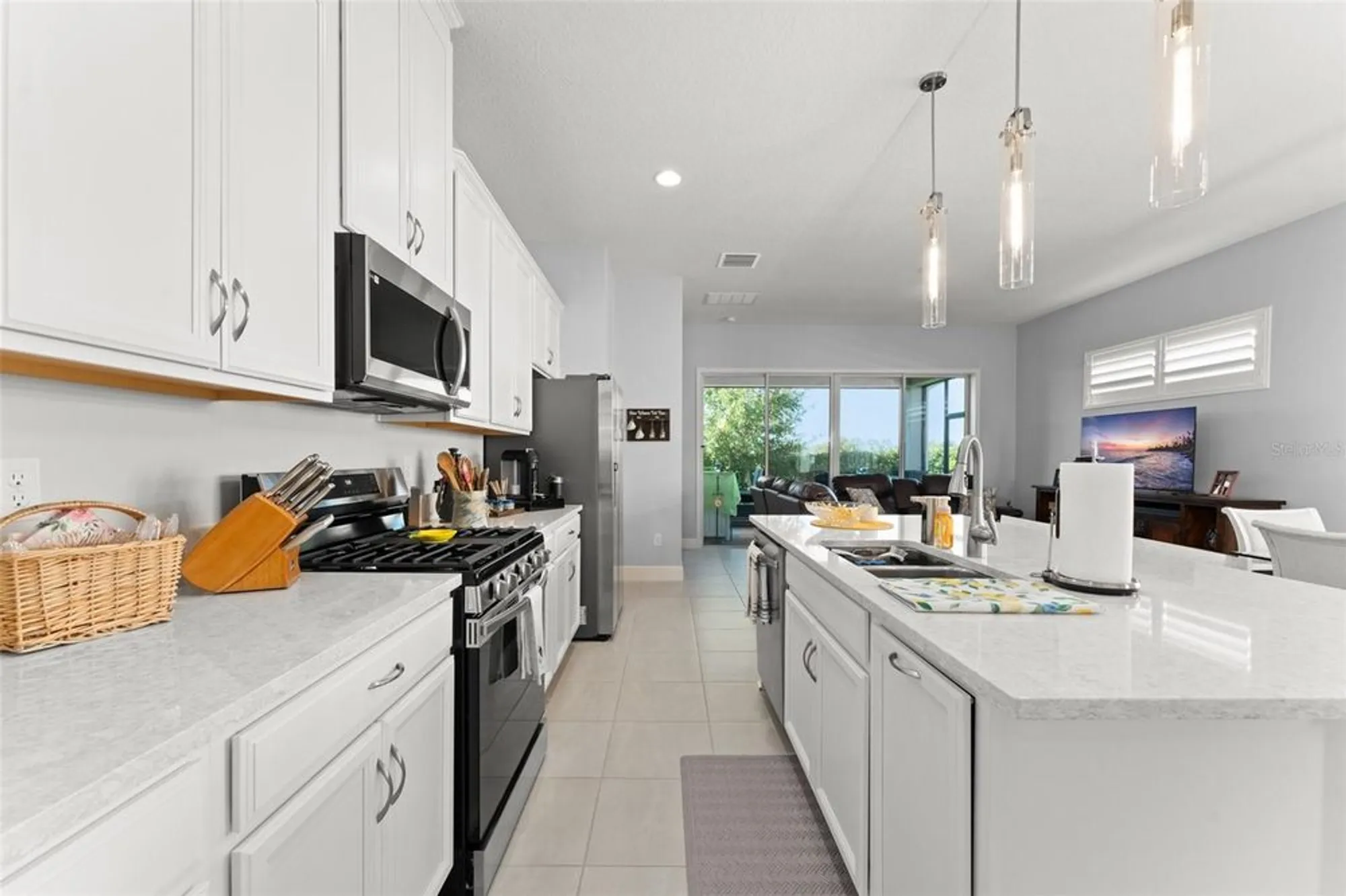 Property Slideshow image 6 of 53 | 2301 datura loop, Saint Cloud, FL, 34772