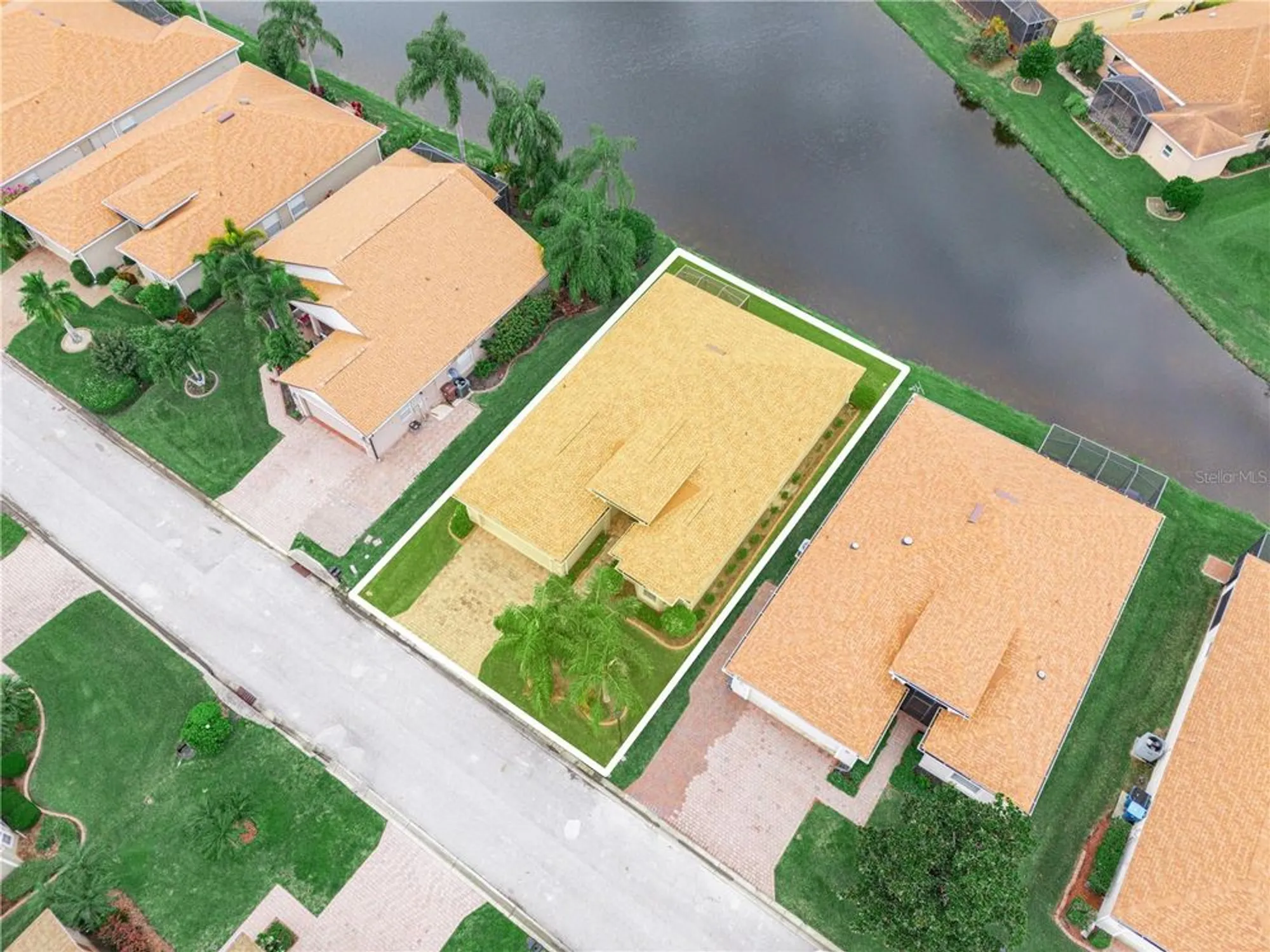 Property Slideshow image 32 of 60 | 4220 dornoch dr, Lake Wales, FL, 33859