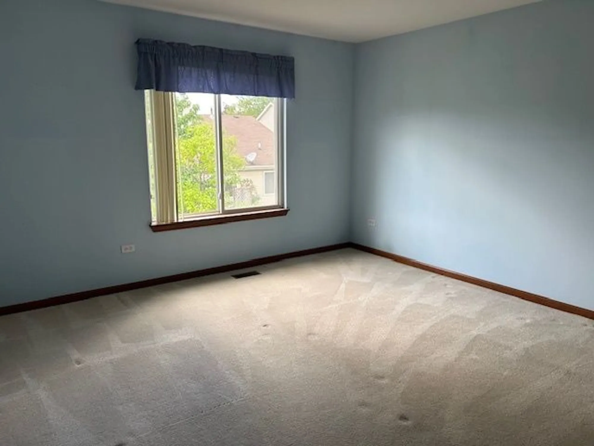 Property Slideshow image 26 of 67 | 13804 s ironwood dr, Plainfield, IL, 60544