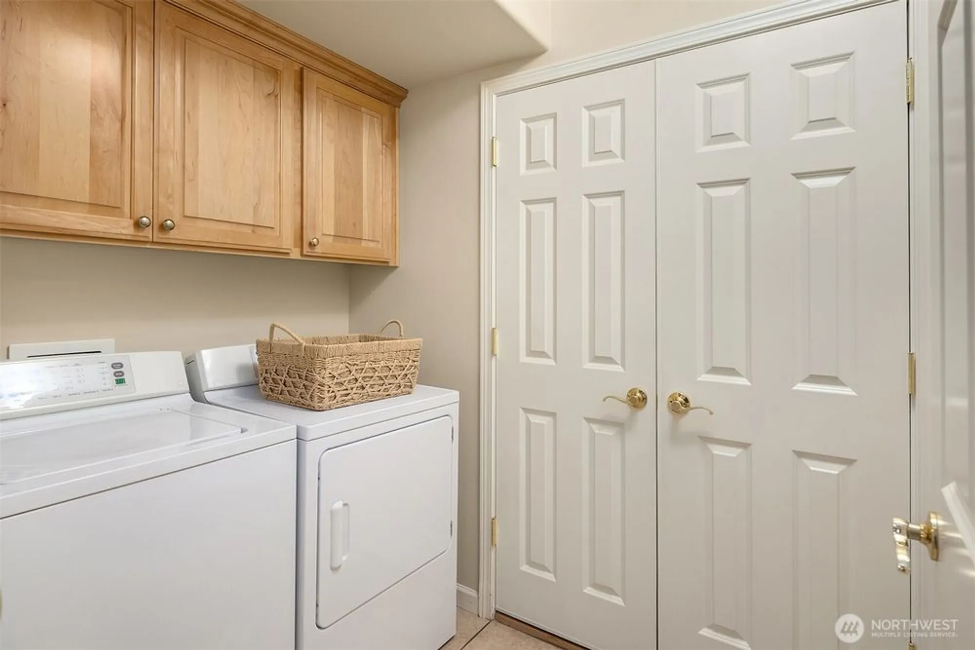 Property Slideshow image 26 of 40 | 4535 providence point pl 103, Issaquah, WA, 98029