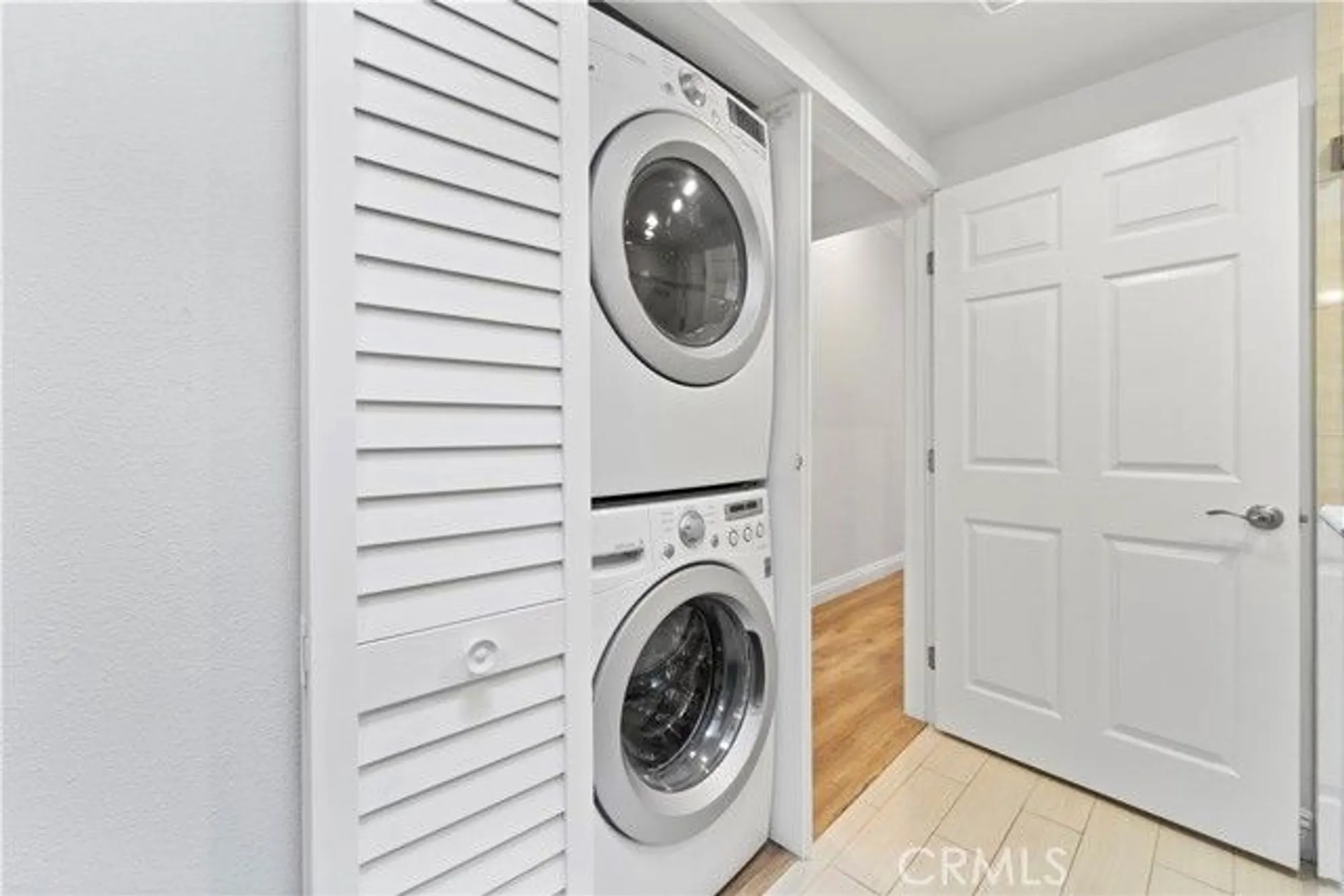 Property Slideshow image 23 of 30 | 13881 thunderbird dr apt 63g, Seal Beach, CA, 90740