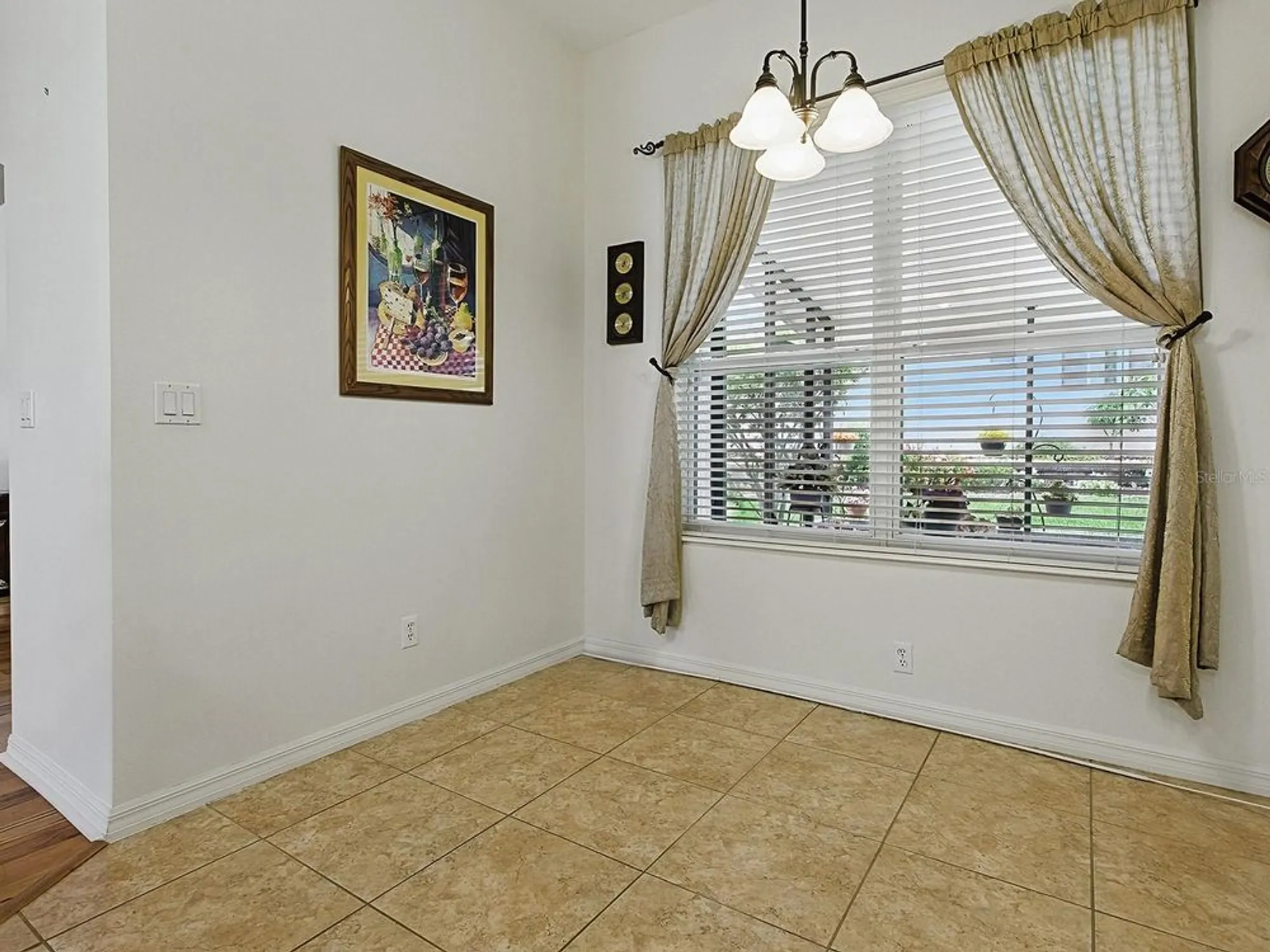 Property Slideshow image 27 of 89 | 3001 lake huron ln, Tavares, FL, 32778