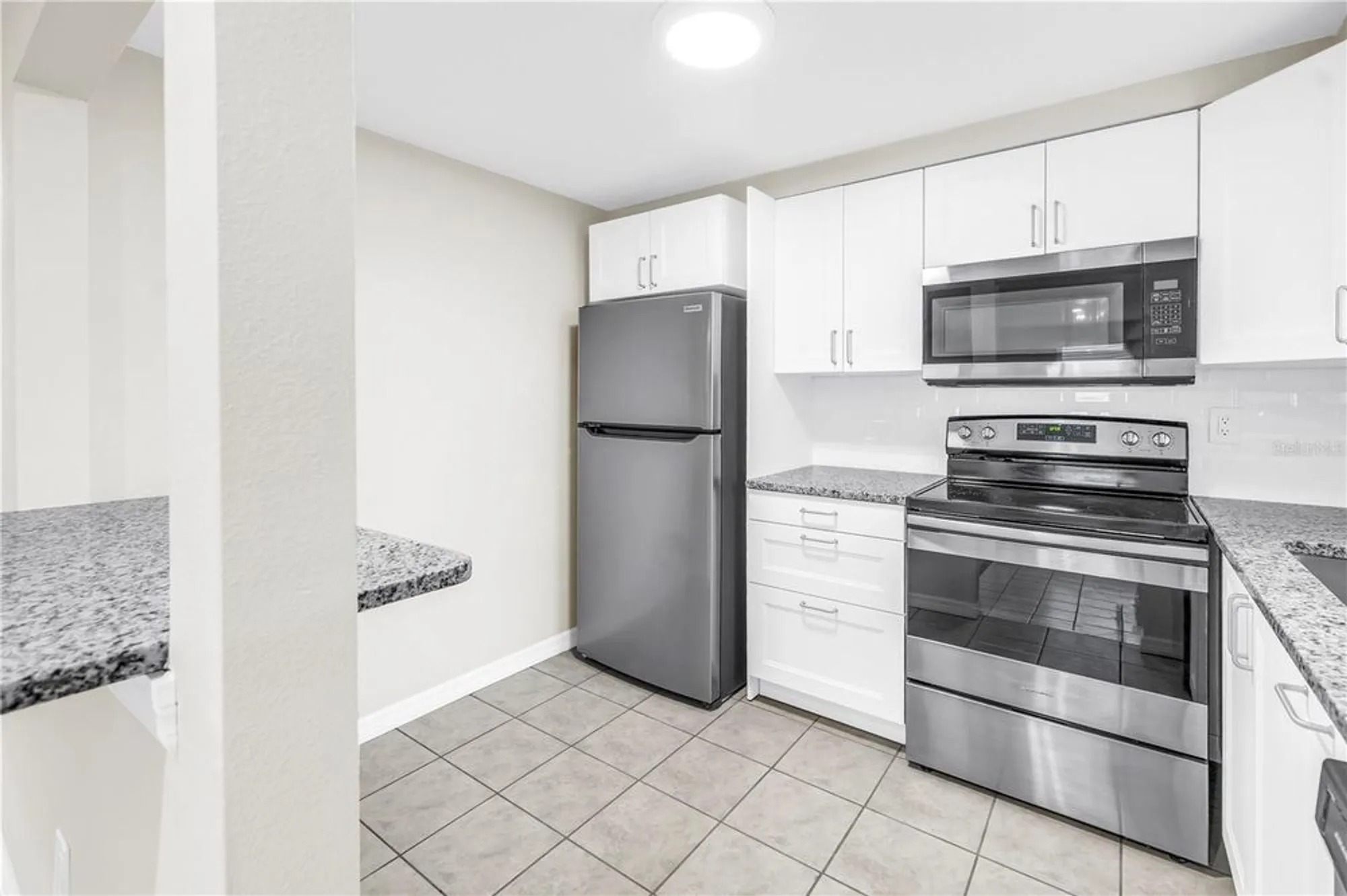 Property Slideshow image 14 of 28 | 728 caribbean cir 25, Venice, FL, 34293