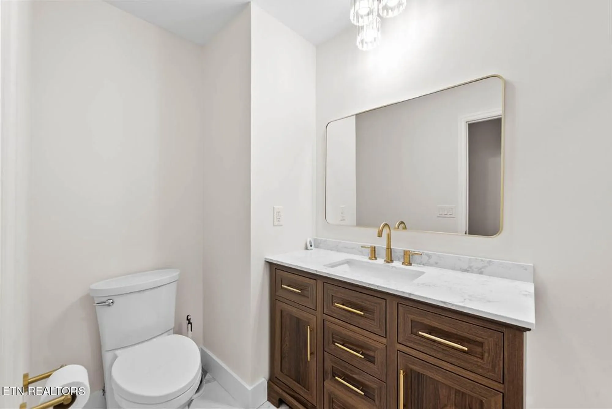 Property Slideshow image 14 of 24 | 119 juniper dr, Crossville, TN, 38558