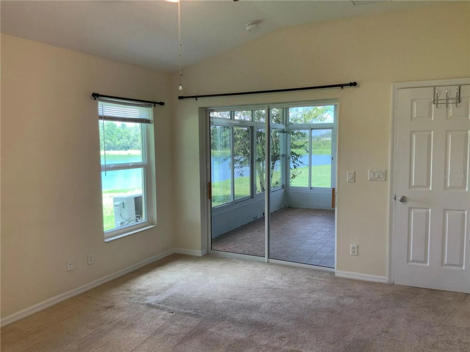 Property Slideshow image 16 of 26 | 27123 nostalgia dr, Leesburg, FL, 34748