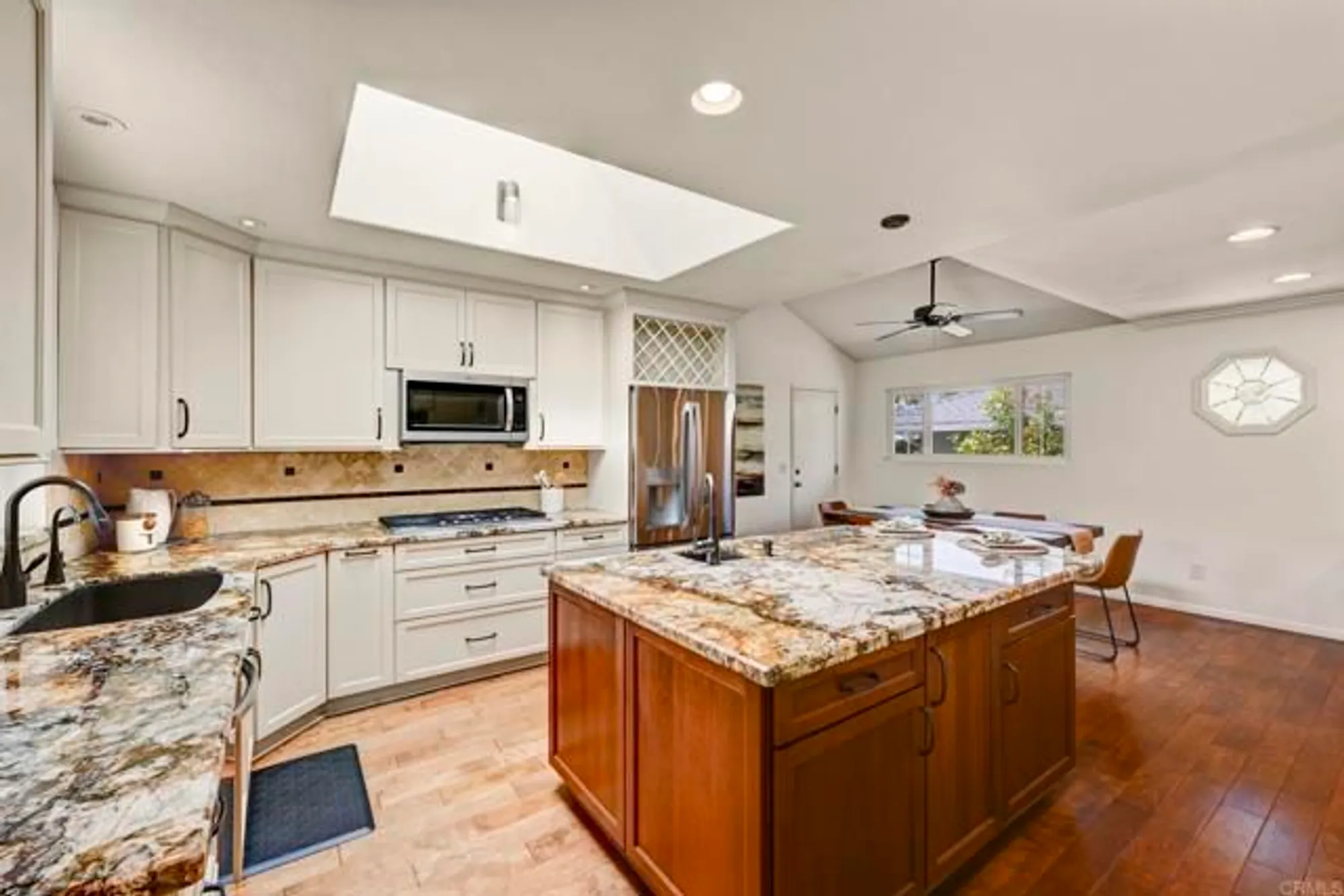 Property Slideshow image 22 of 57 | 1051 la reina dr, San Marcos, CA, 92078