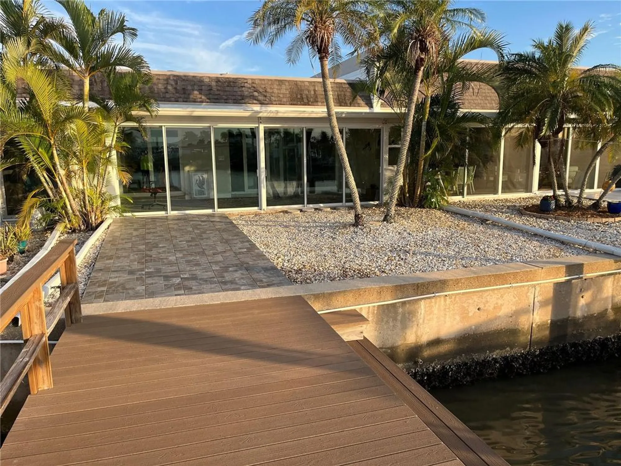 Property Slideshow image 12 of 14 | 457 boca ciega point blvd n, Saint Petersburg, FL, 33708