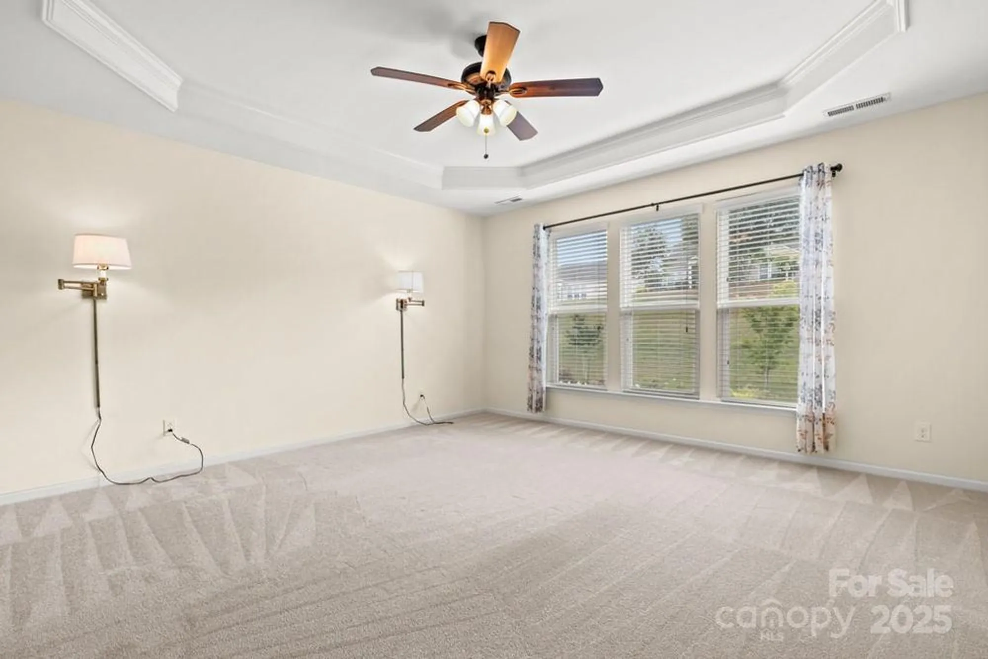 Property Slideshow image 13 of 36 | 20135 dovekie ln, Fort Mill, SC, 29707