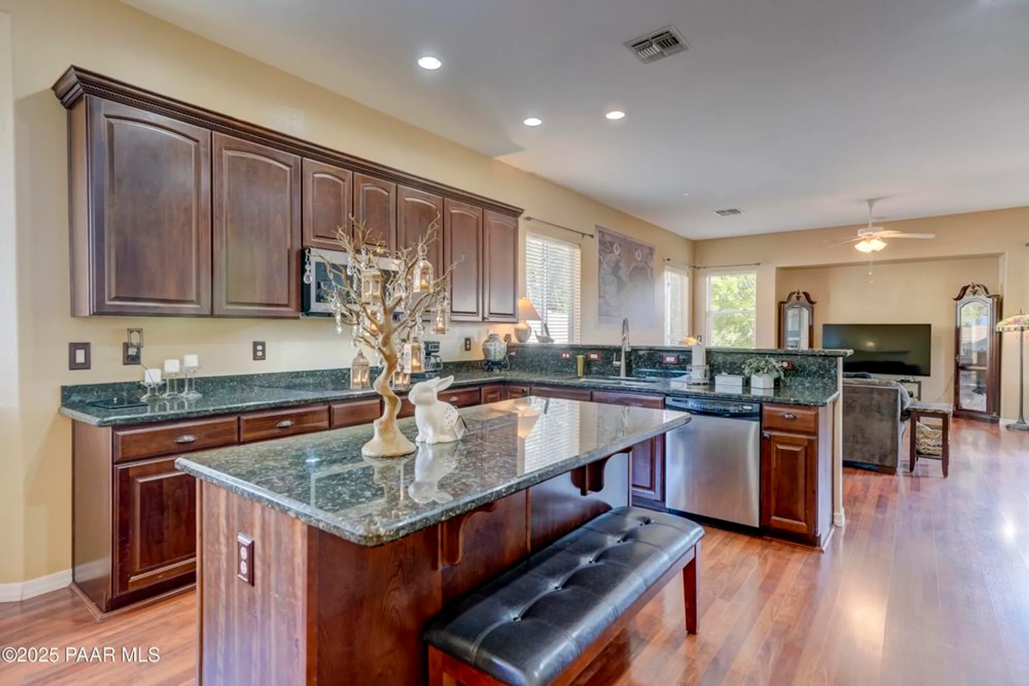 Property Slideshow image 25 of 51 | 7906 e mesteno rd, Prescott Valley, AZ, 86315