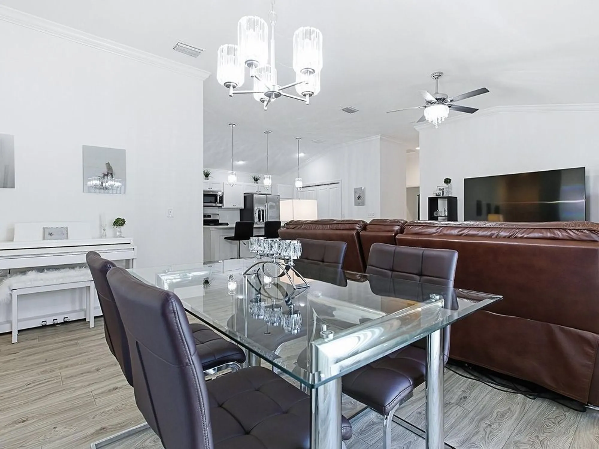 Property Slideshow image 14 of 35 | 4280 gale ln, The Villages, FL, 32163