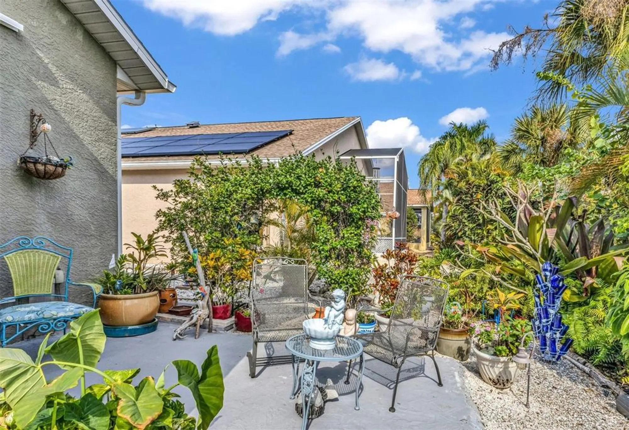 Property Slideshow image 11 of 43 | 1644 palace ct, Punta Gorda, FL, 33980