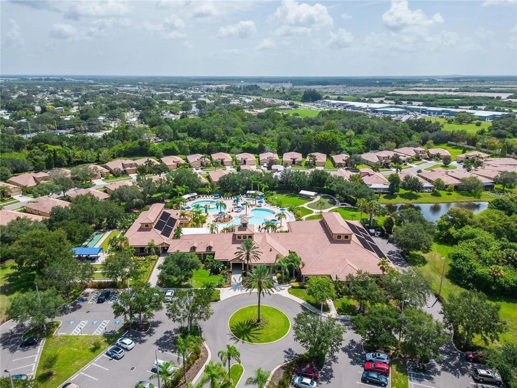 Property Slideshow image 34 of 35 | 428 seneca falls dr, Apollo Beach, FL, 33572