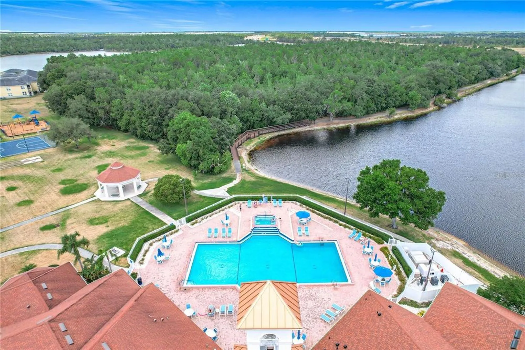 Property Slideshow image 48 of 53 | 4220 windchime ln, Lakeland, FL, 33811