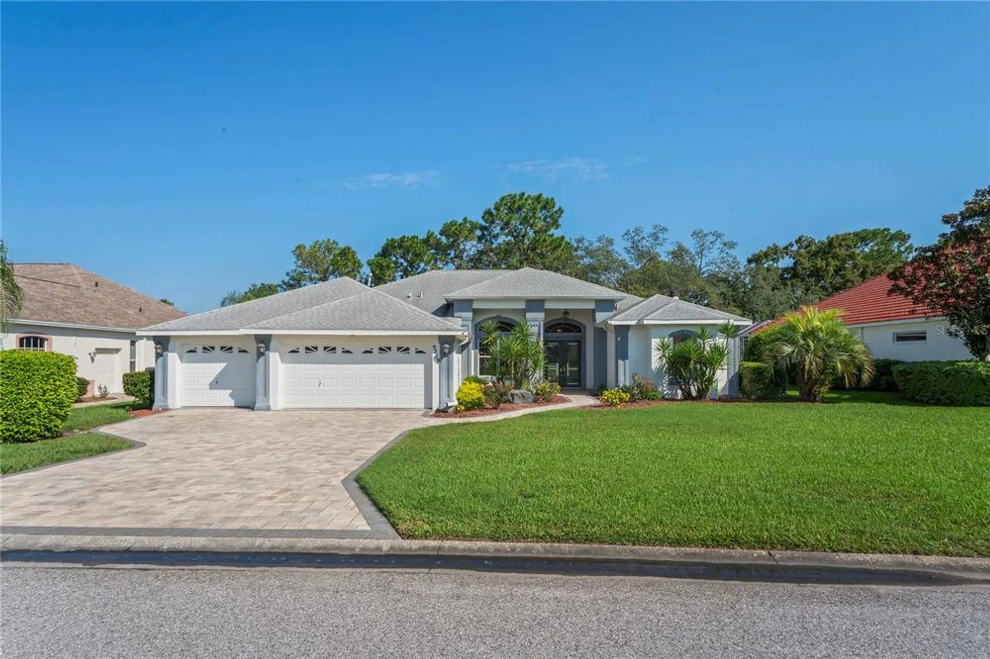 Property Slideshow image 6 of 97 | 9219 grand cypress dr, Weeki Wachee, FL, 34613