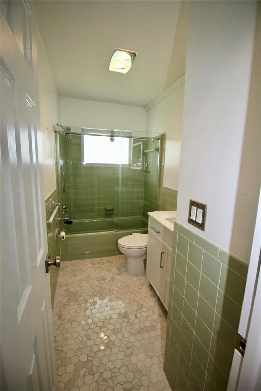 Property Slideshow image 25 of 47 | 3643 mainlands blvd, Pinellas Park, FL, 33782