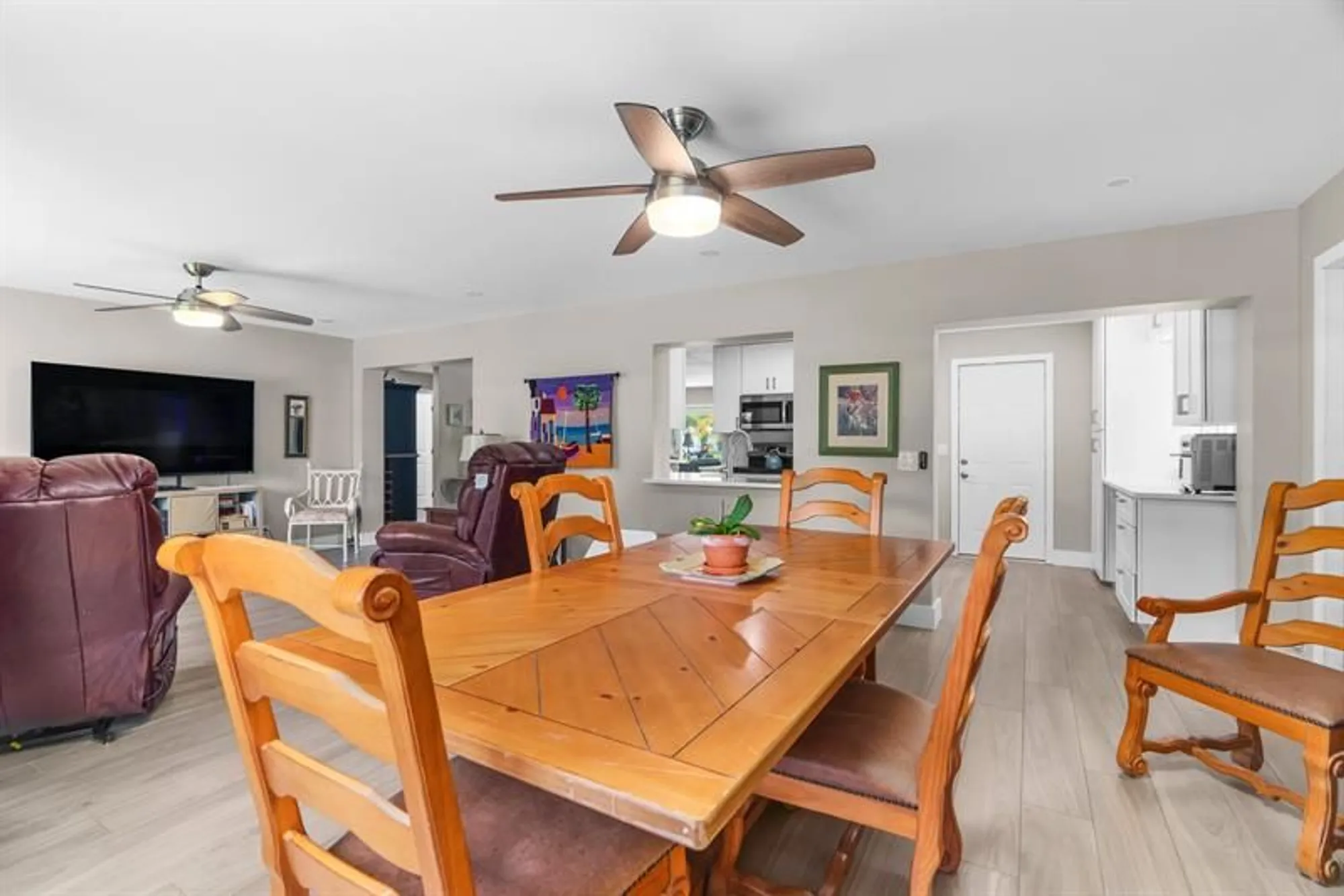 Property Slideshow image 19 of 59 | 8825 nw 14th st, Plantation, FL, 33322