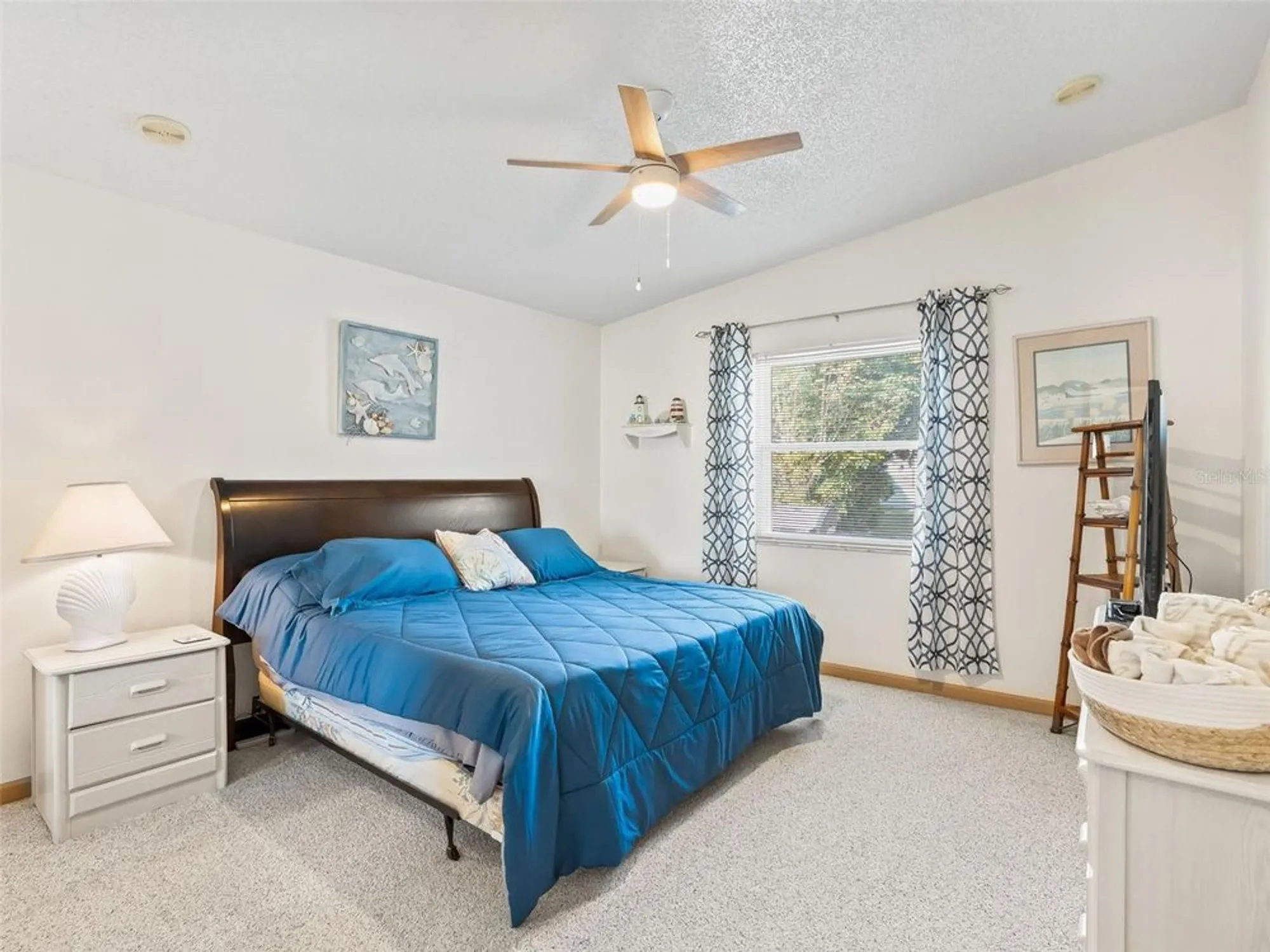 Property Slideshow image 19 of 29 | 1208 tarpon ln, The Villages, FL, 32159
