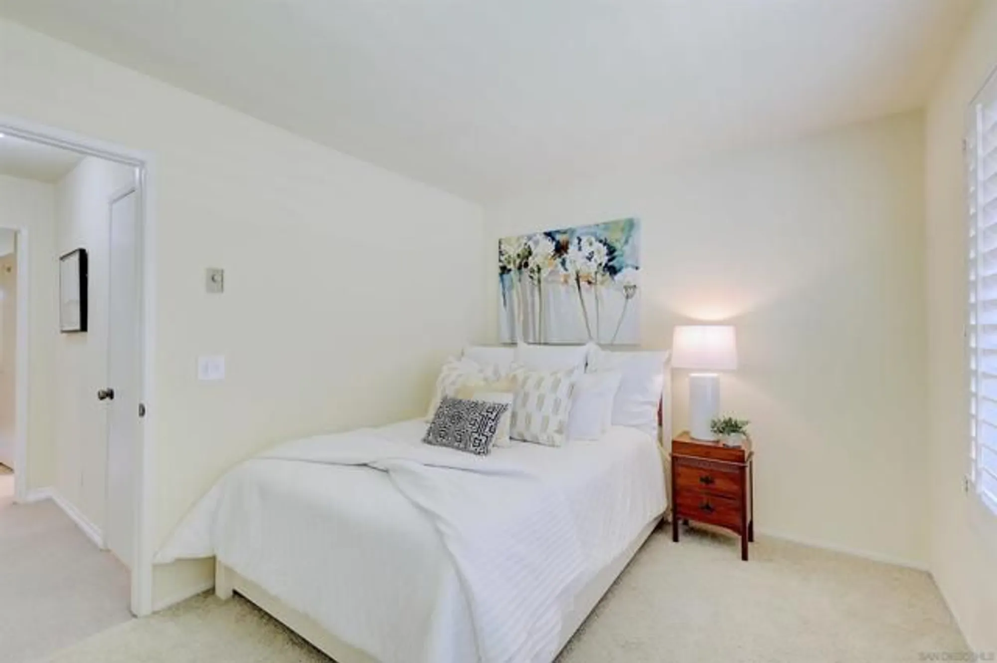 Property Slideshow image 30 of 48 | 1982 fairlee dr, Encinitas, CA, 92024