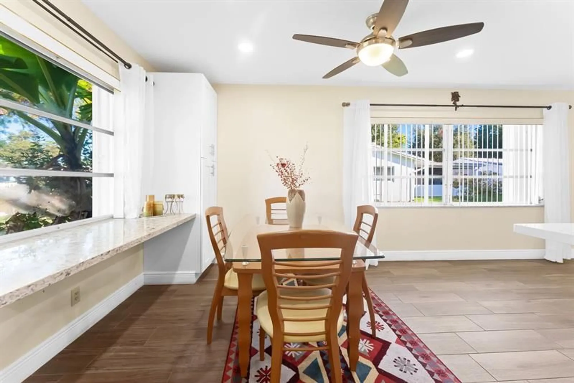 Property Slideshow image 11 of 34 | 8851 nw 15th st, Plantation, FL, 33322