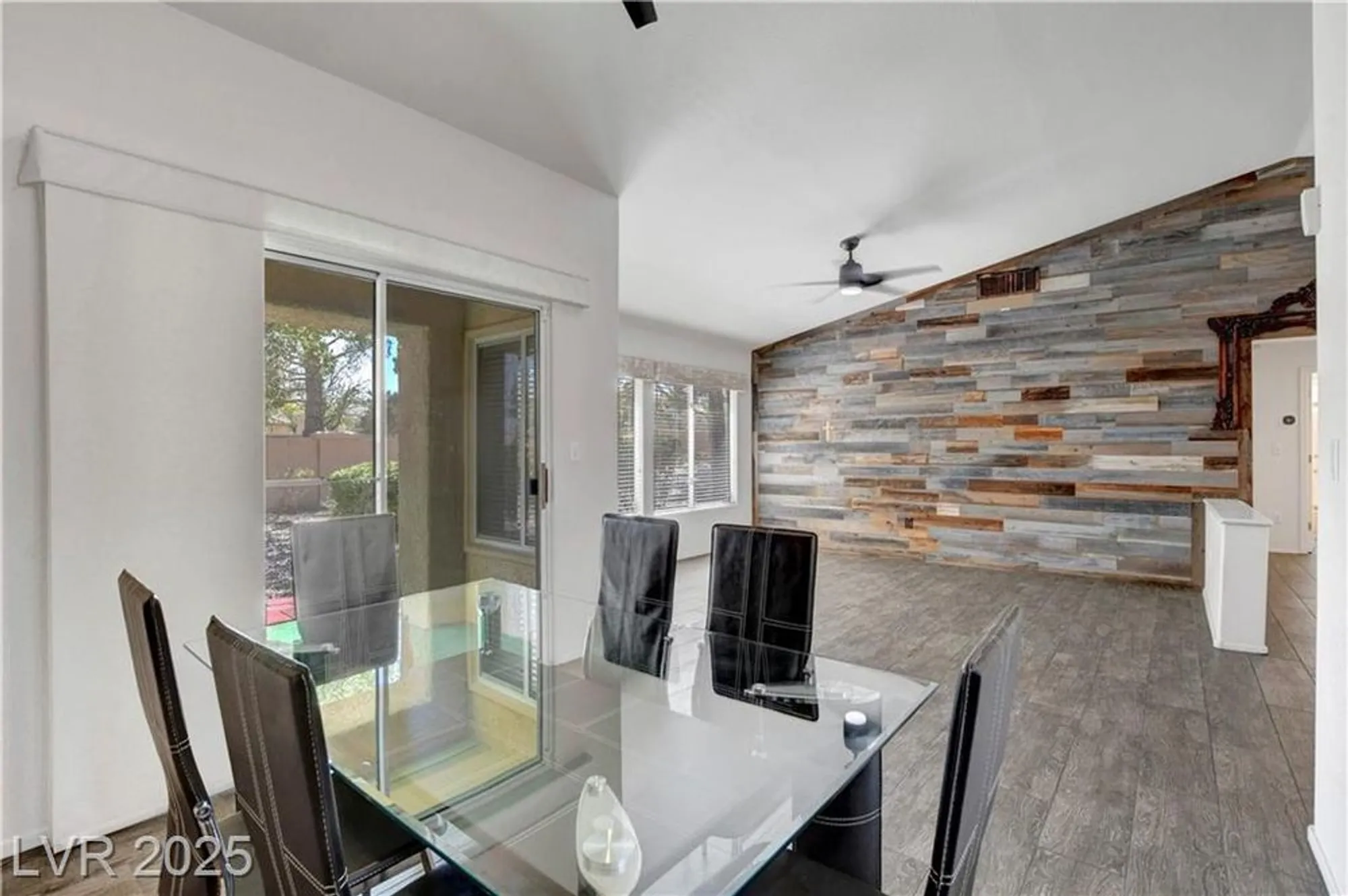 Property Slideshow image 23 of 58 | 9929 hemet dr, Las Vegas, NV, 89134