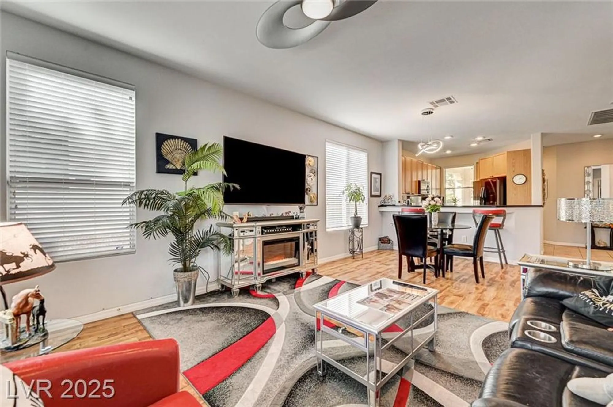 Property Slideshow image 13 of 41 | 10393 abisso dr, Las Vegas, NV, 89135