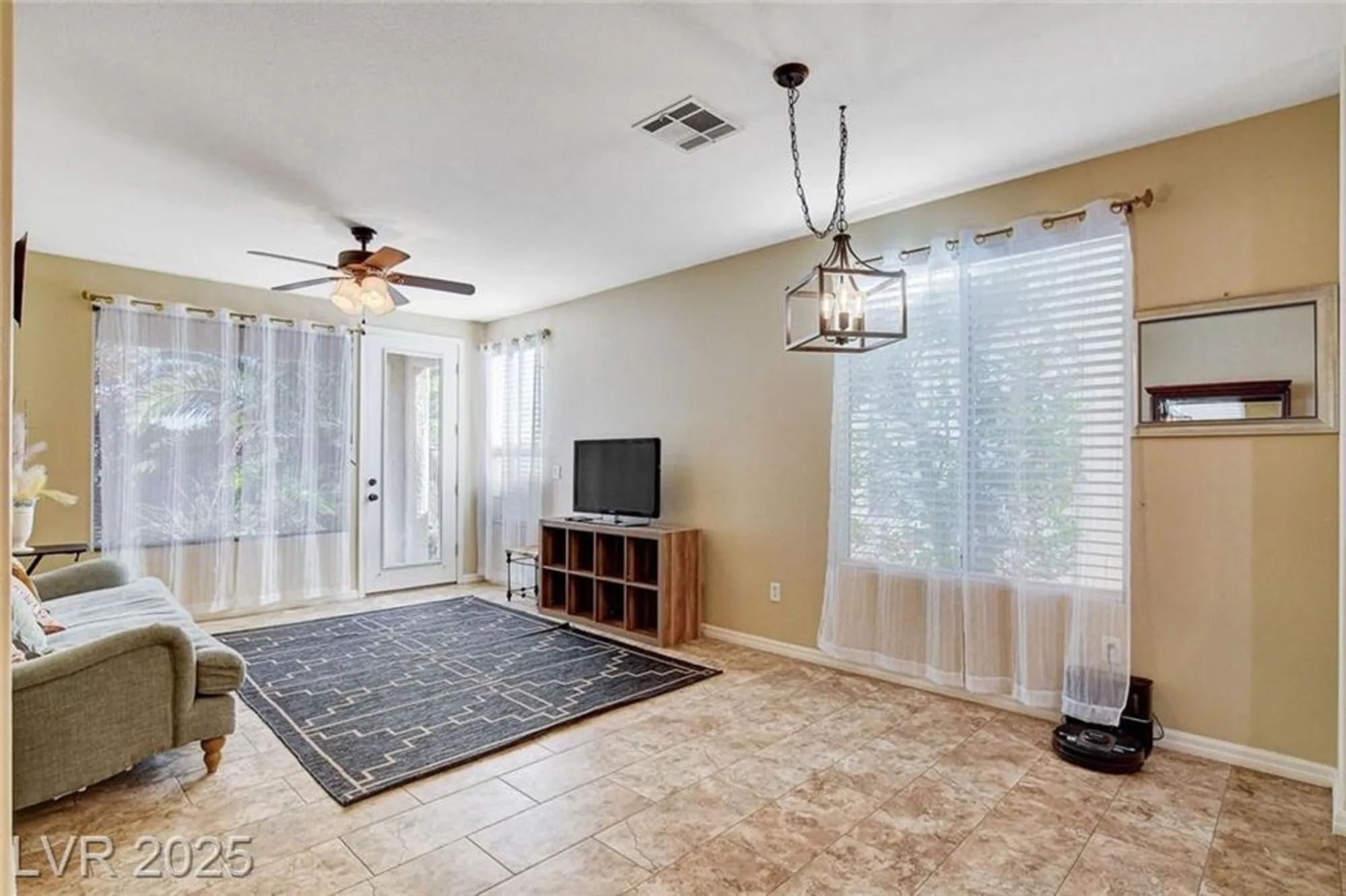 Property Slideshow image 7 of 57 | 4534 regalo bello st, Las Vegas, NV, 89135