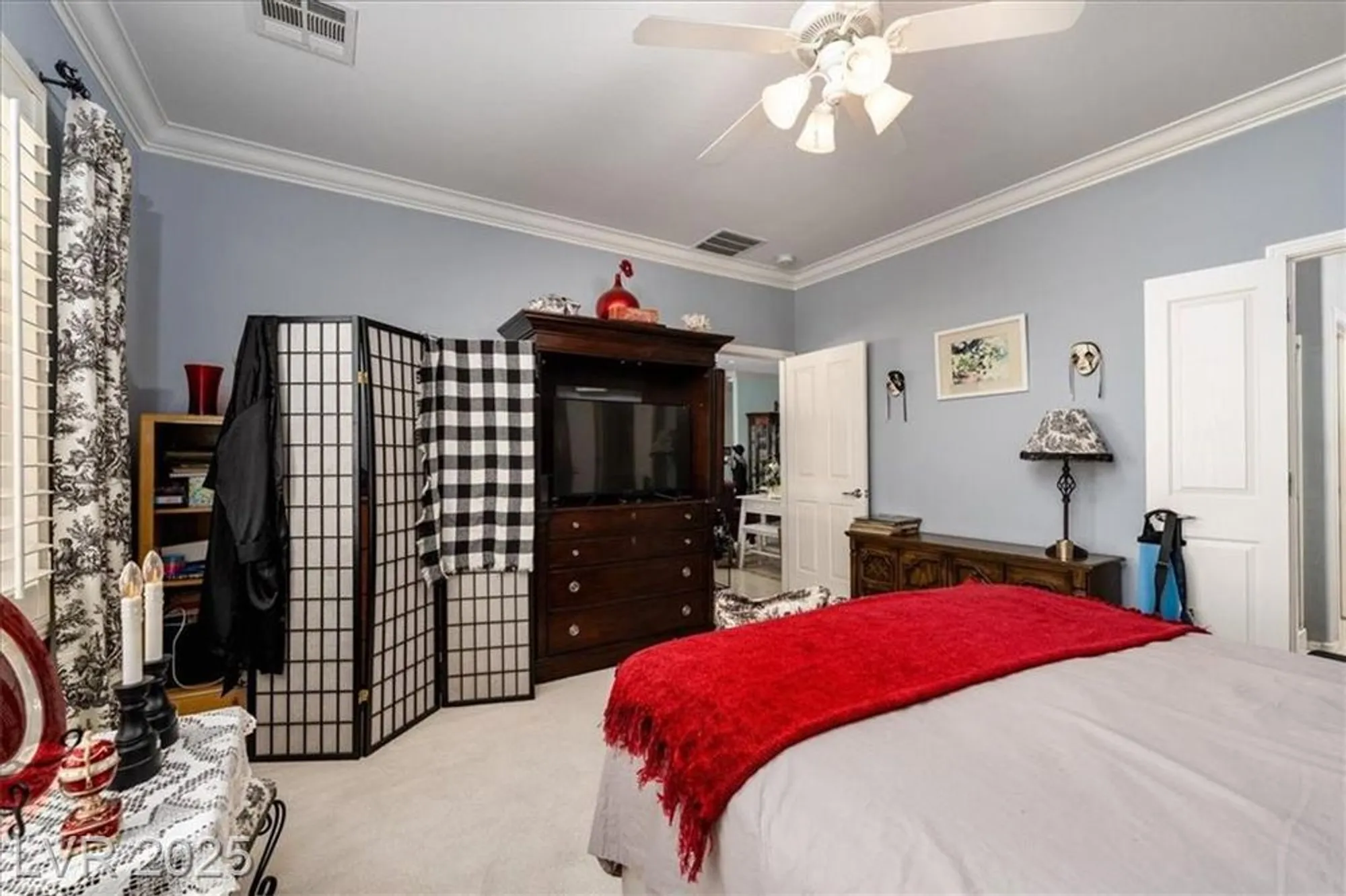 Property Slideshow image 21 of 47 | 2486 divine sky dr, Henderson, NV, 89044
