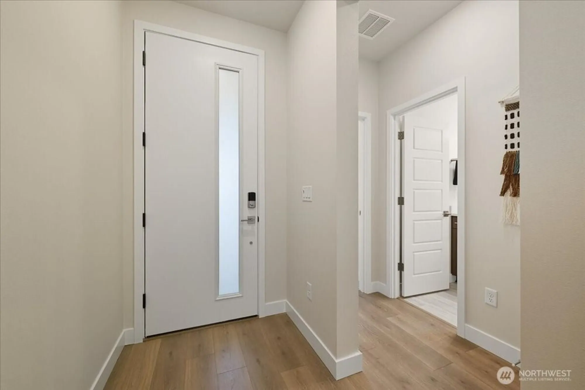 Property Slideshow image 3 of 20 | 14822 207th ave e unit e, Bonney Lake, WA, 98391